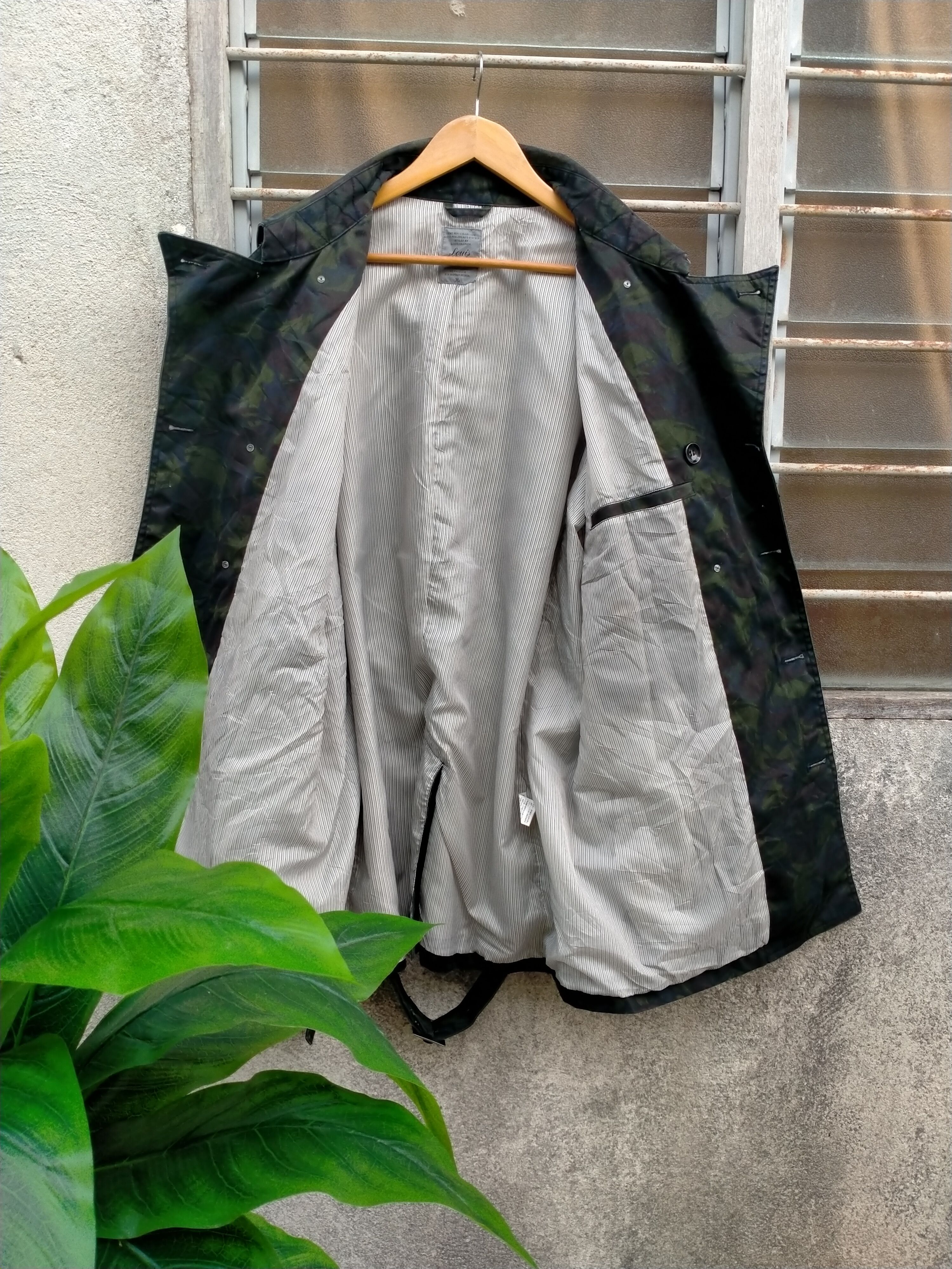 Japanese Brand ⚡️Steals⚡️ Louis Chavlon Camo Overcoat Size US XL / EU 56 / 4 - 5 Thumbnail