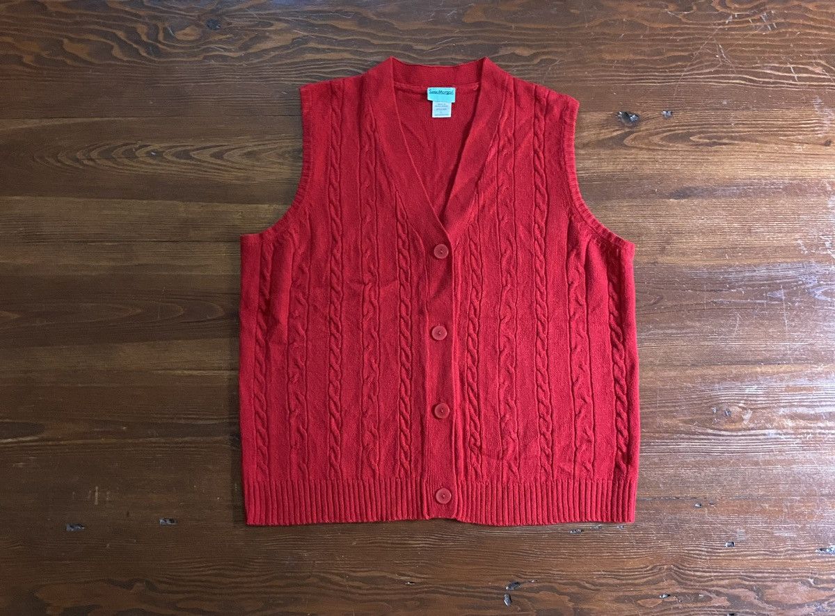 Vintage Vintage 90’s Red Cable Knit Women’s Cardigan Sweater Vest Size L / US 10 / IT 46 - 1 Thumbnail