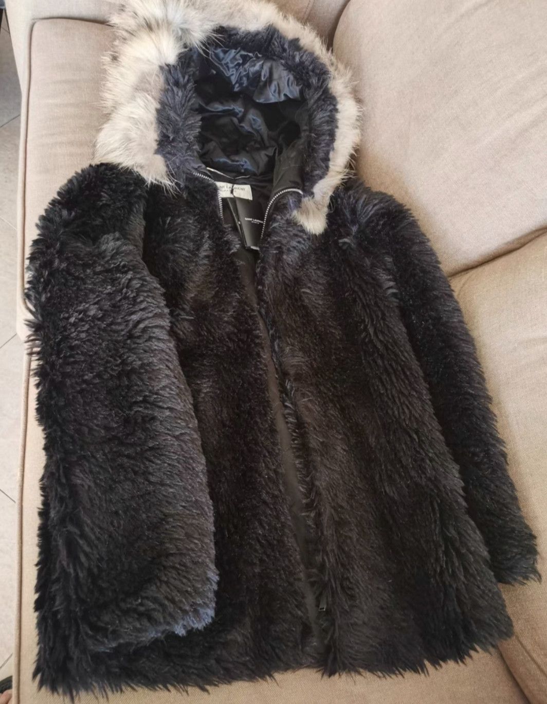 Yves Saint Laurent Saint Laurent Heavy Fur Overcoat Size 46 Size US M / EU 48-50 / 2 - 1 Thumbnail