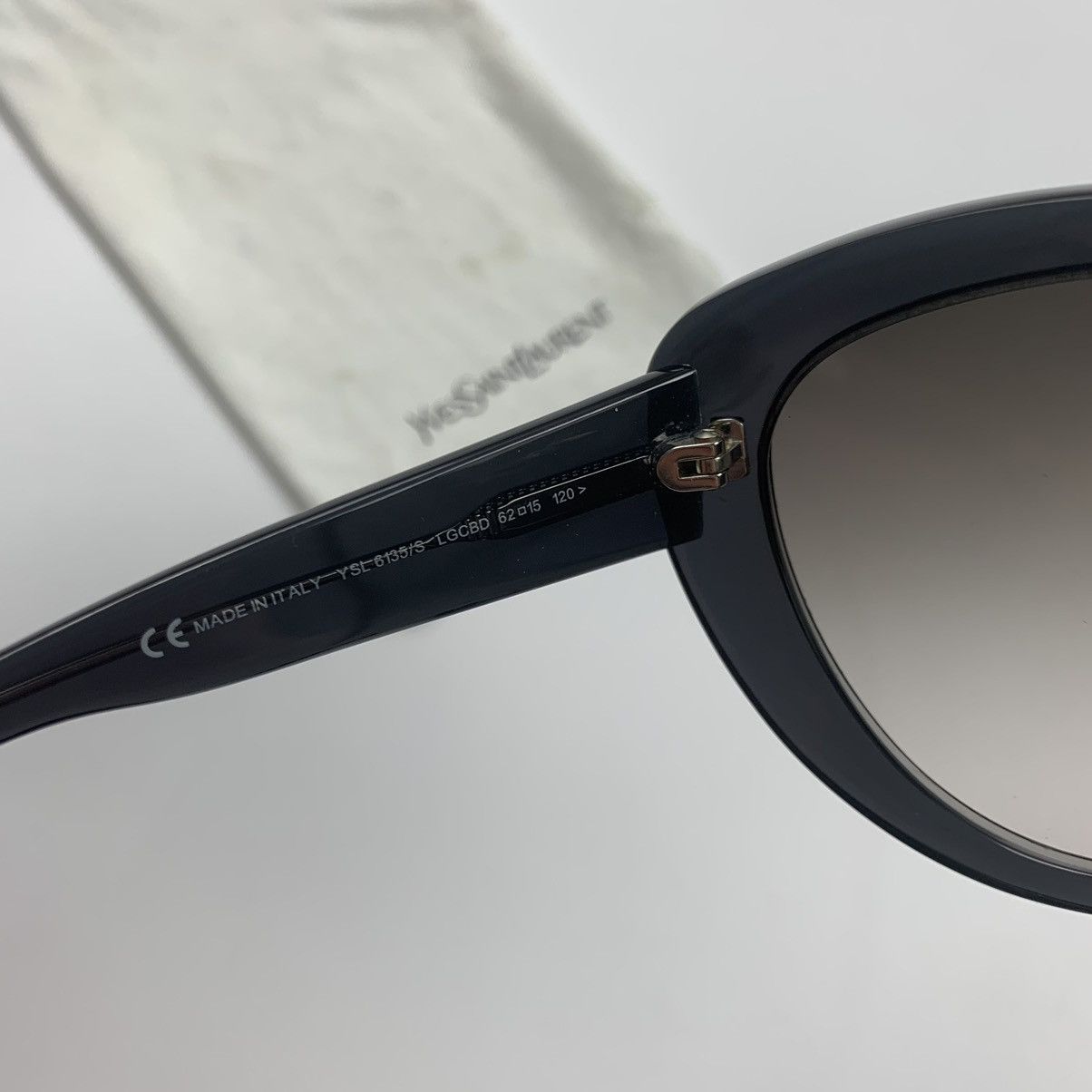 Vintage Yves Saint Laurent oversized sunglasses Size ONE SIZE - 5 Thumbnail