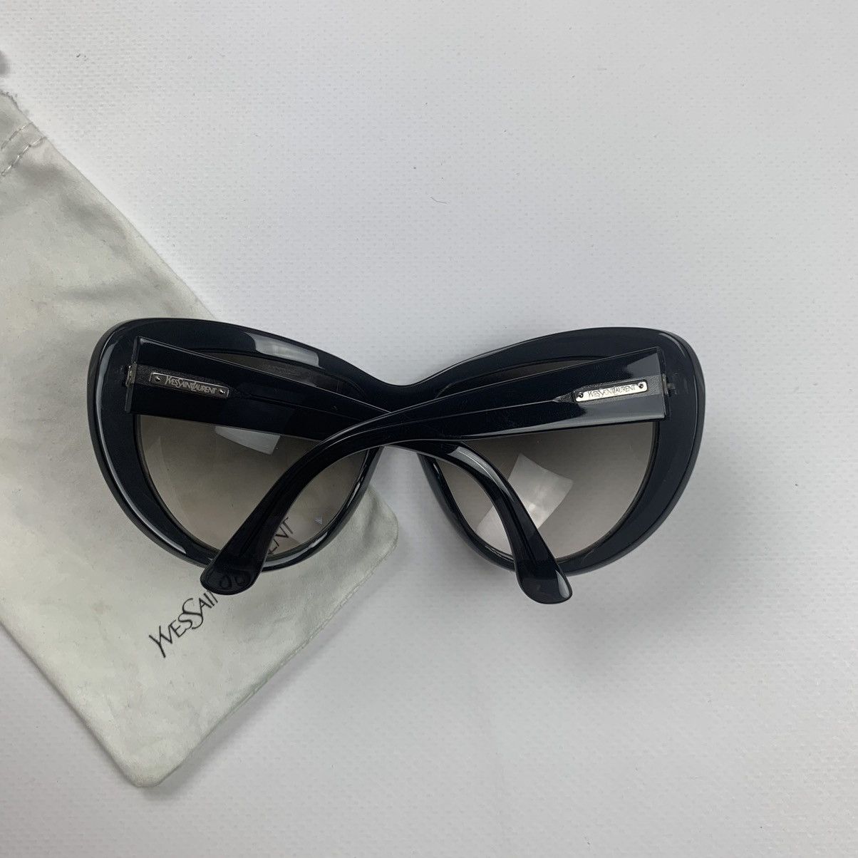 Vintage Yves Saint Laurent oversized sunglasses Size ONE SIZE - 7 Thumbnail