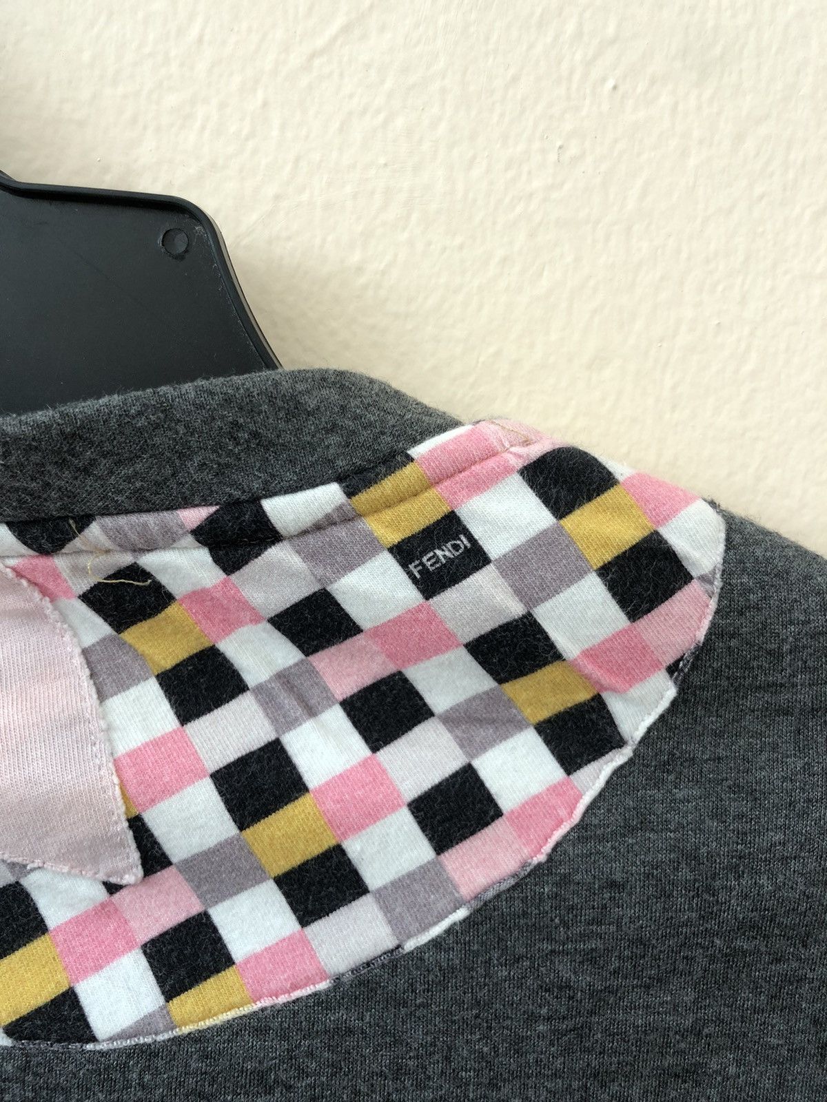 Fendi Original FENDI Roma Sweatshirt made in Italy for Kids Size US XS / EU 42 / 0 - 5 Thumbnail