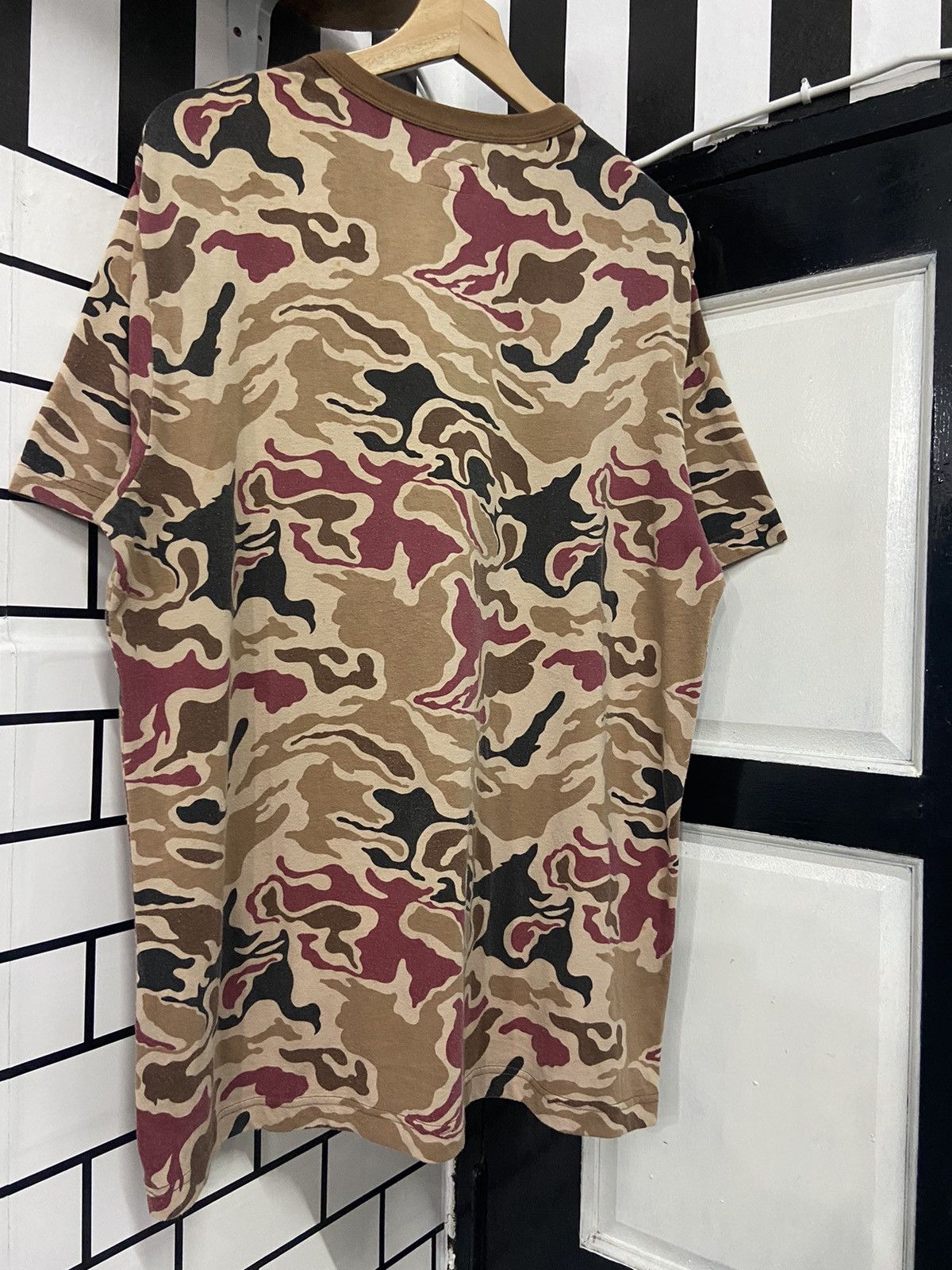 Supreme SS 13 Supreme Tiger Camo Pocket tee Size US XL / EU 56 / 4 - 9 Thumbnail