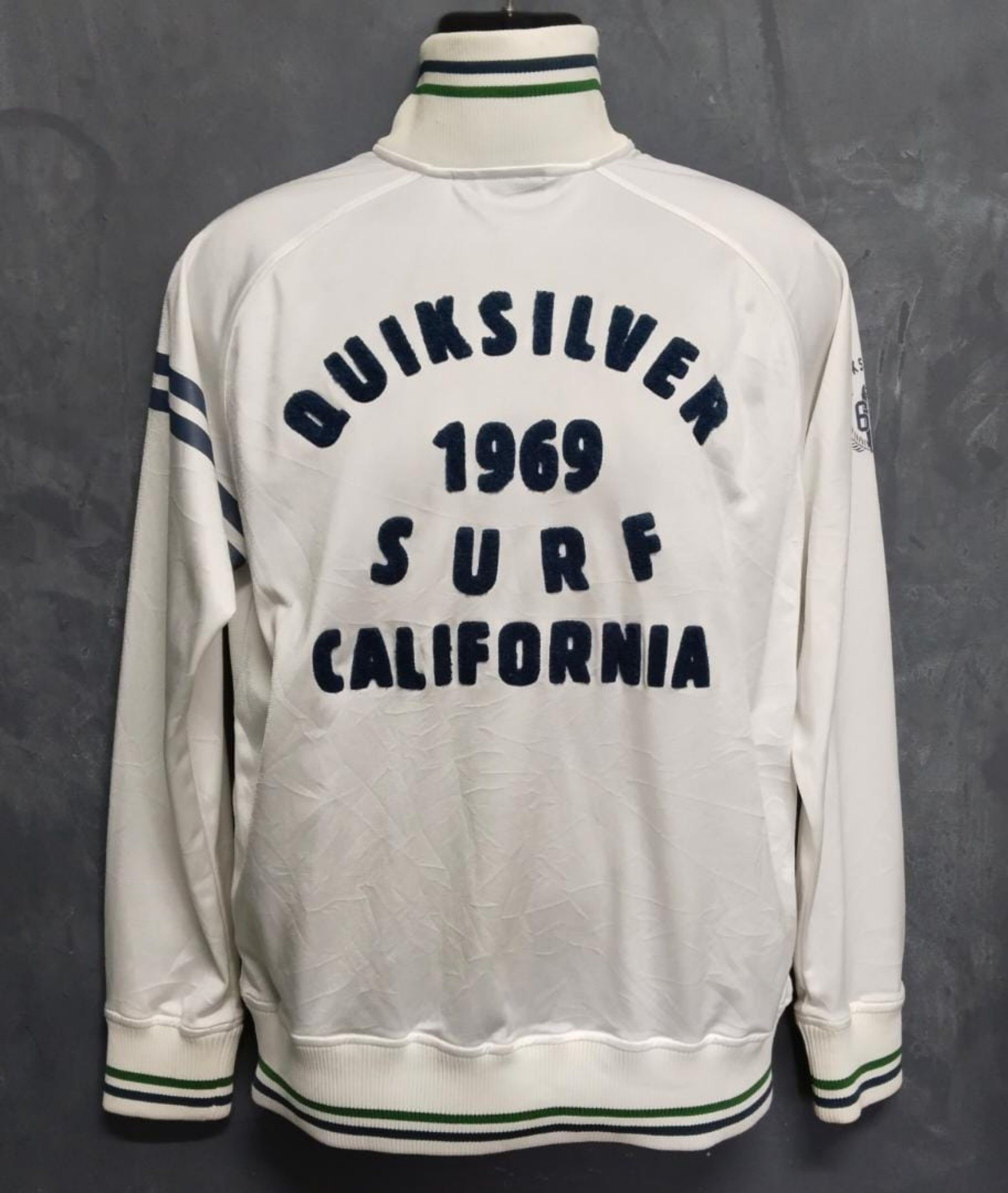 Quicksilver Quicksilver Hawaii Track top Nice Design Size US L / EU 52-54 / 3 - 2 Thumbnail