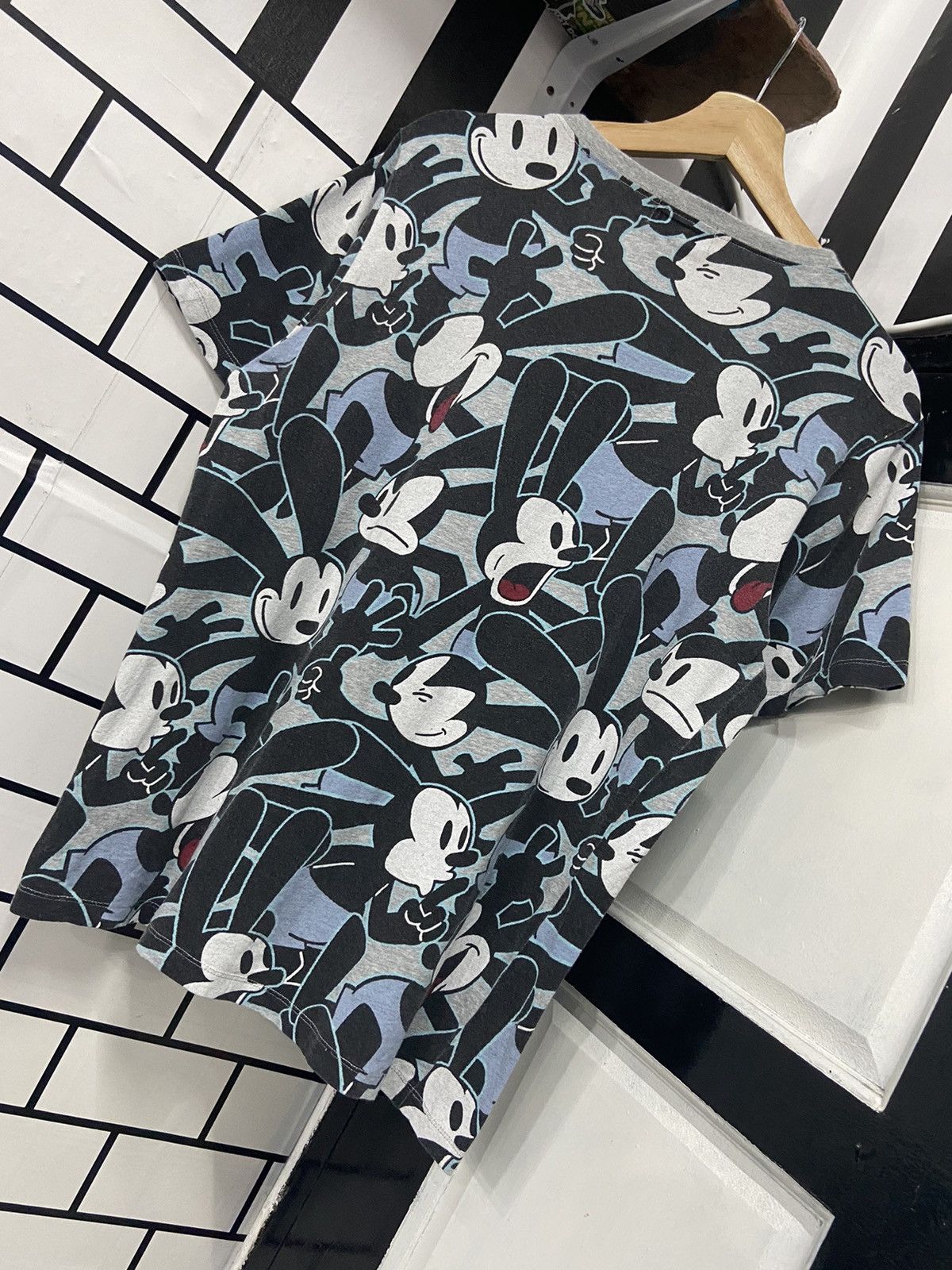 Cartoon Network × Disney × Vintage Vintage Tokyo Disney Resort Oswald Full Printed Tshirt Size US M / EU 48-50 / 2 - 5 Thumbnail