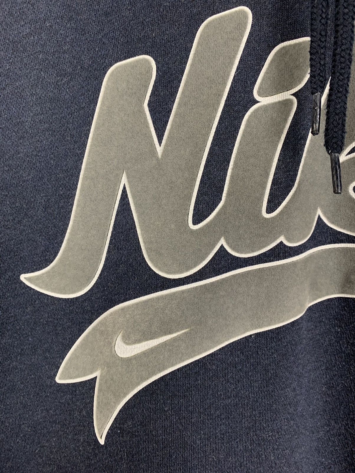 Nike Vintage Nike Big Logo Velour Navy Blue Hoodie Size US L / EU 52-54 / 3 - 5 Thumbnail