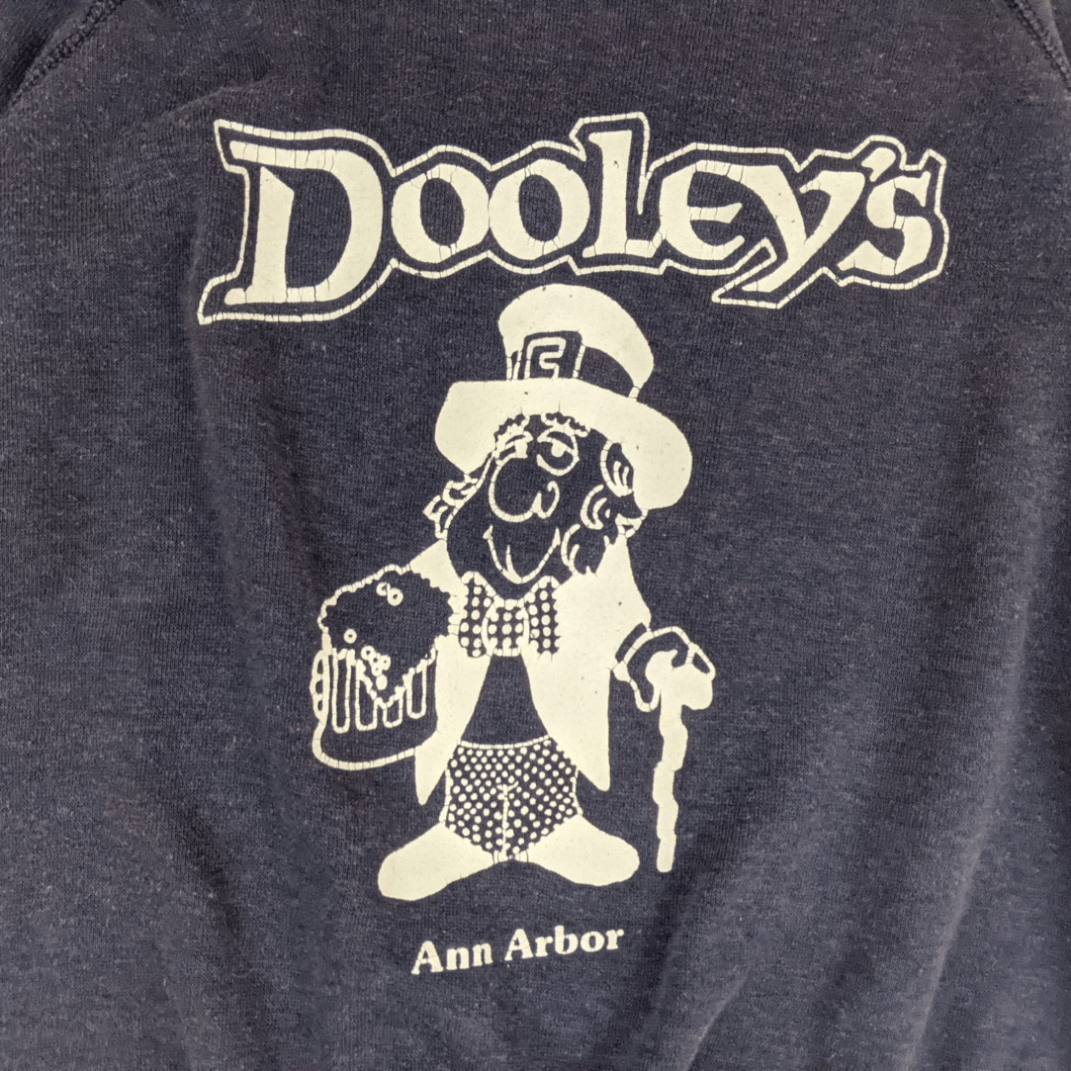 Vintage Vintage 80's BASSET WALKER Dooley's Student Bar Sweatshirt Size M / US 6-8 / IT 42-44 - 5 Thumbnail