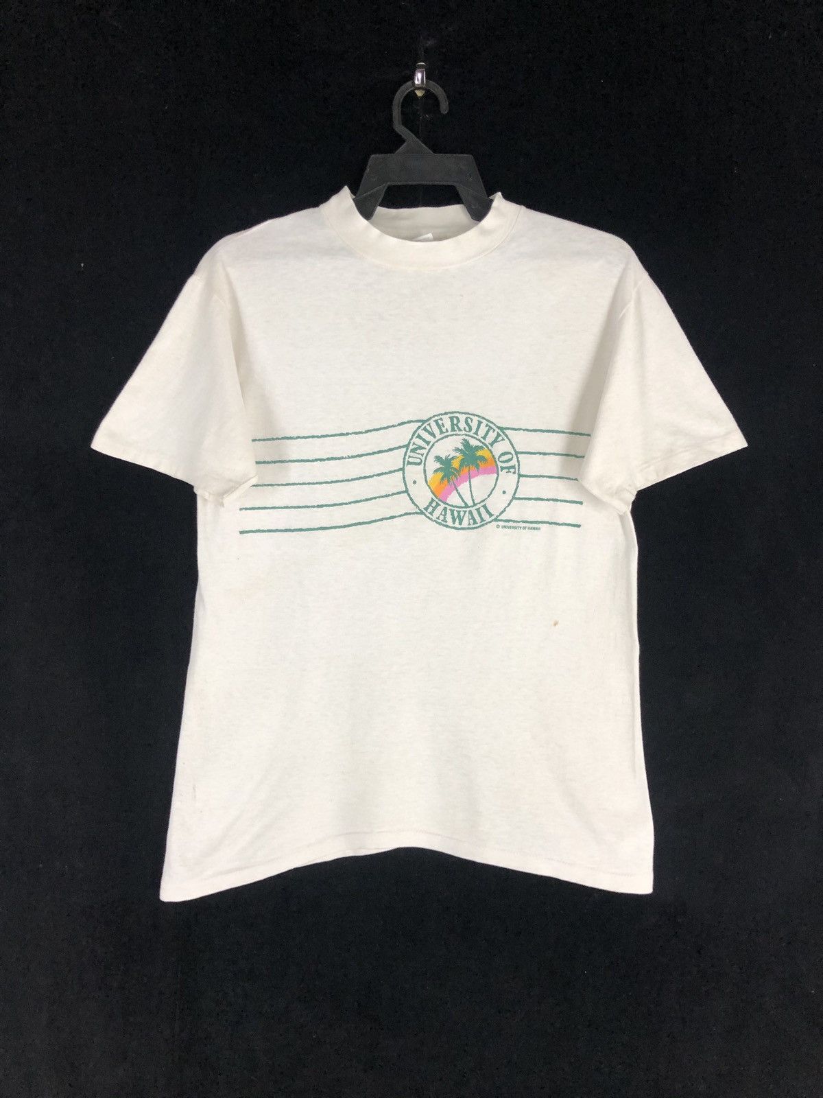 Vintage Vintage University Of Hawaii T-Shirt Size US M / EU 48-50 / 2 - 1 Thumbnail