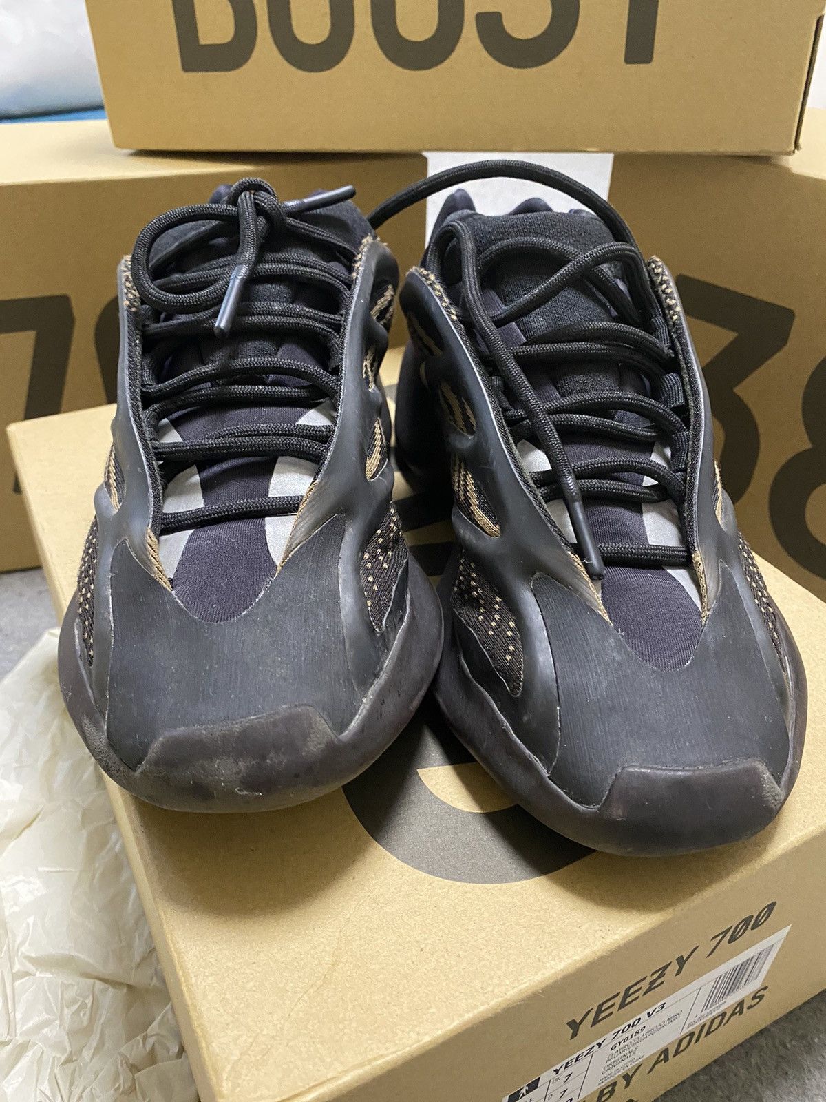 Adidas × Kanye West Adidas Yeezy 700 V3 7.5us Size US 7.5 / EU 40-41 - 6 Thumbnail