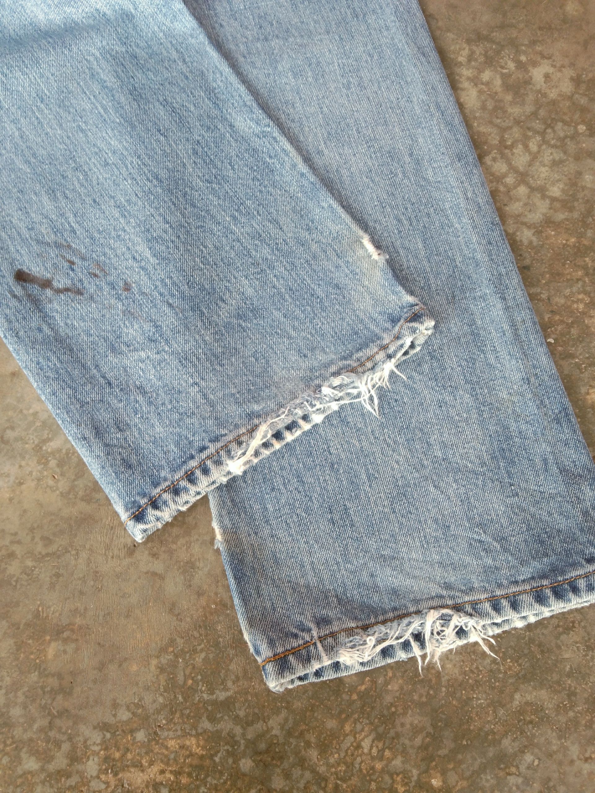 Levi's Vintage Levis 501 Straight Leg Distressed Jeans 33x30 Size US 33 - 4 Thumbnail