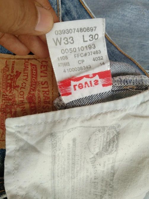 Levi's Vintage Levis 501 Straight Leg Distressed Jeans 33x30 Size US 33 - 10 Thumbnail