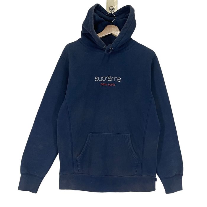 Supreme store hoodies sizing