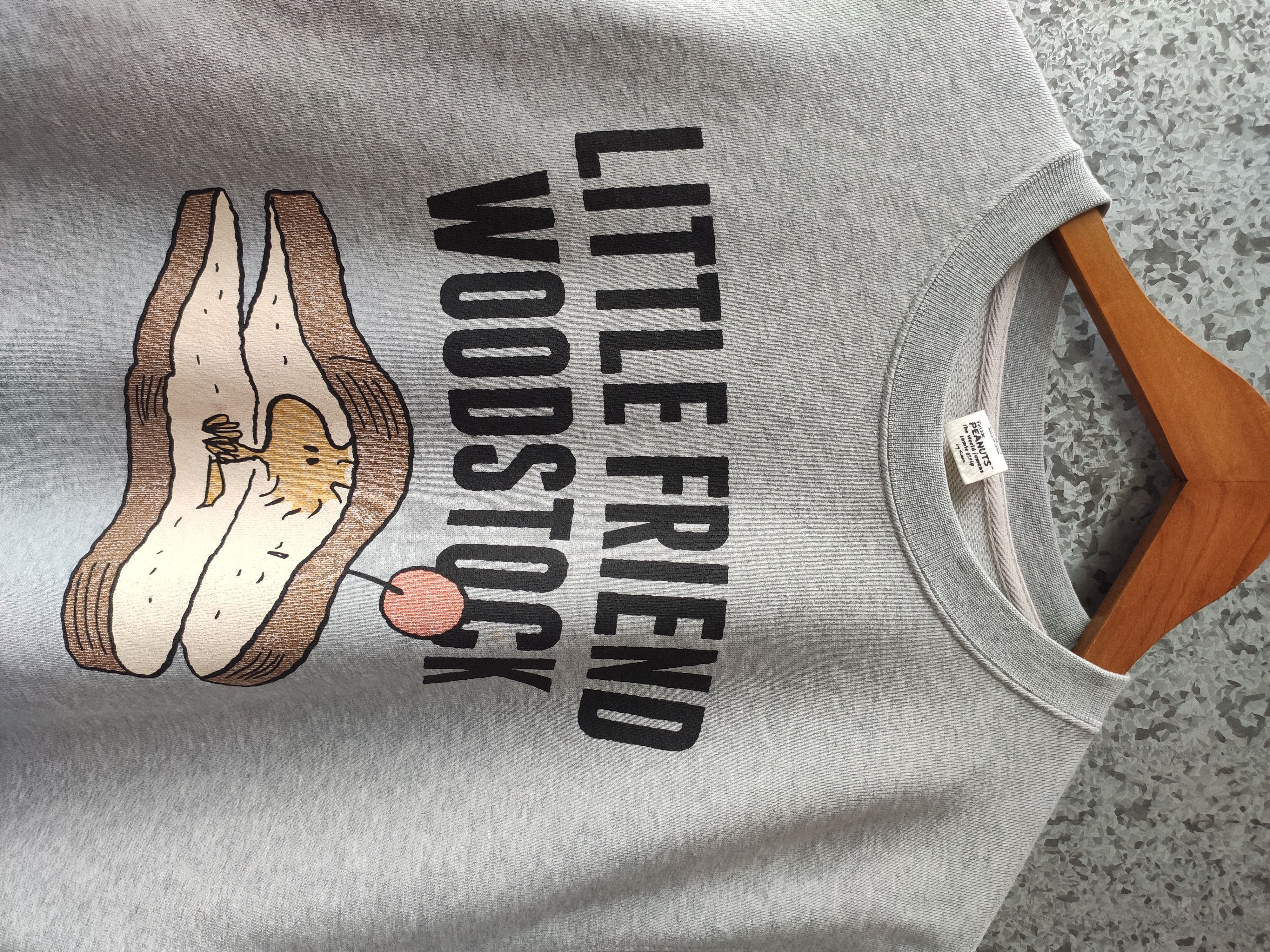 Kaws × Peanuts × Uniqlo Peanuts sweatshirt Woodstock Size US M / EU 48-50 / 2 - 2 Thumbnail