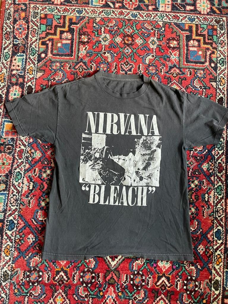 image of Vintage Bleach Nirvana Band T-Shirt in Black, Men's (Size Large)