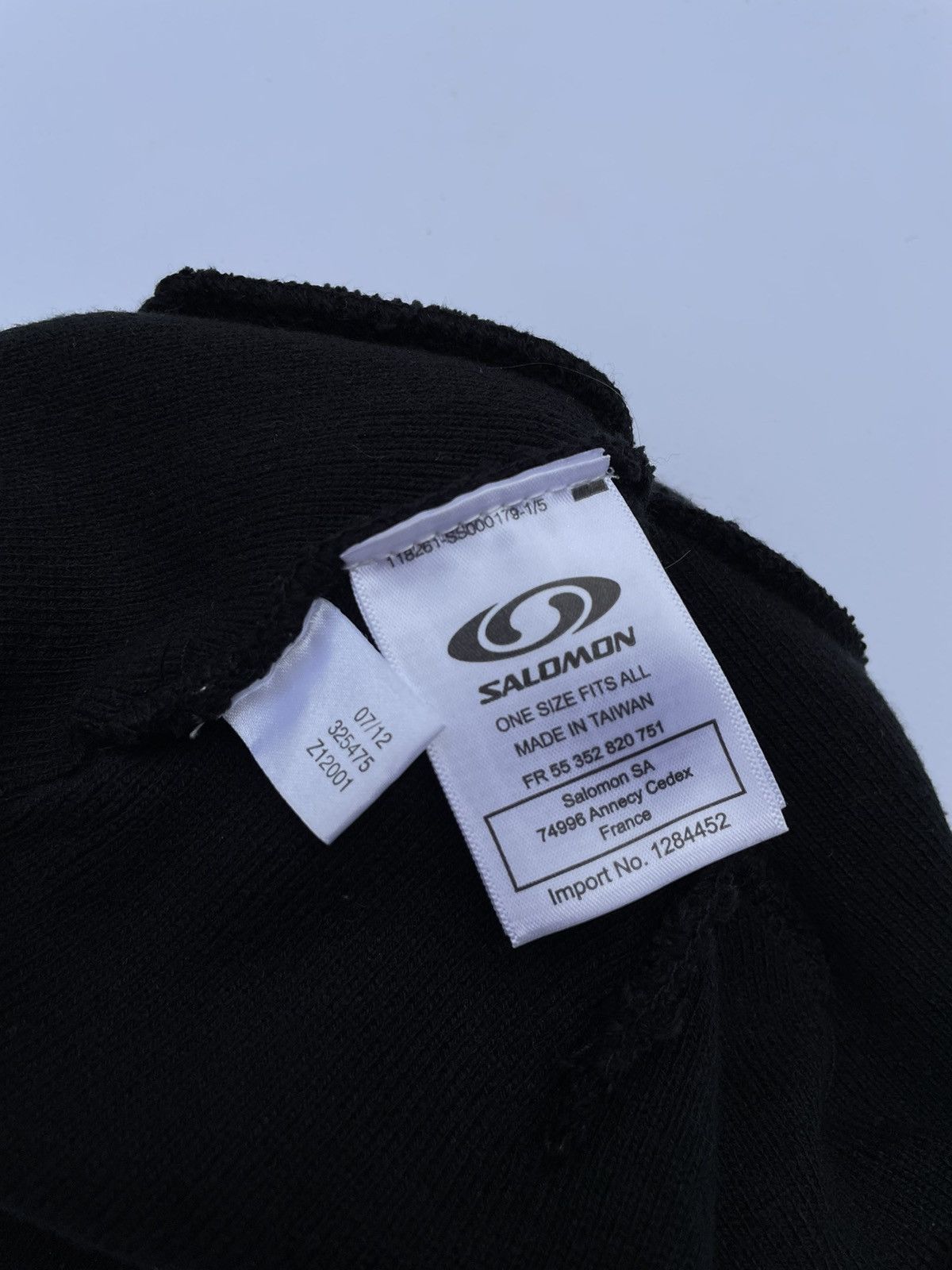 Salomon Salomon winter hat with a pompom/cap/scarf Size ONE SIZE - 2 Thumbnail