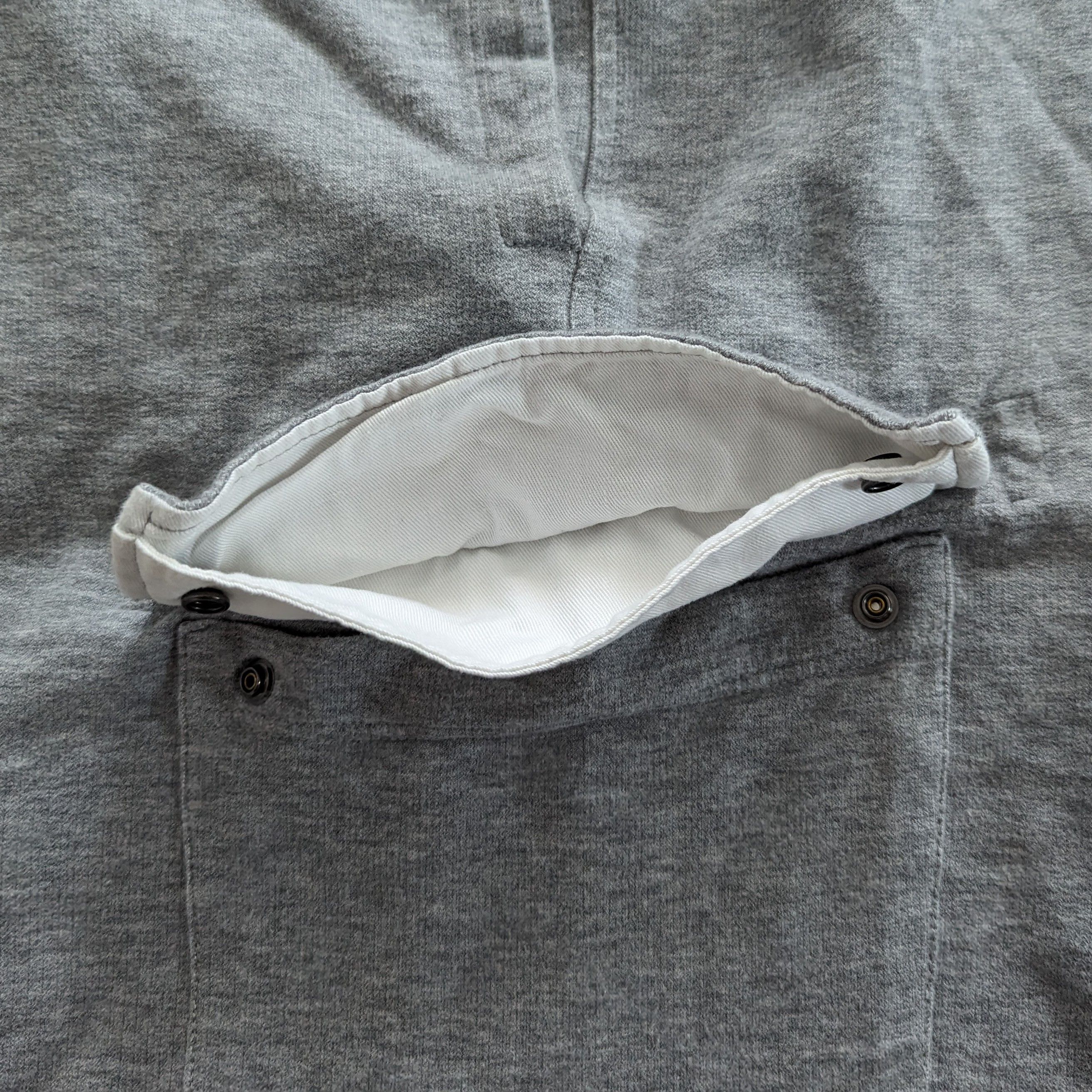 C.P. Company C.P. Company Bermuda Cotton Men's Shorts XL Made In Italy Size US 36 / EU 52 - 17 Thumbnail