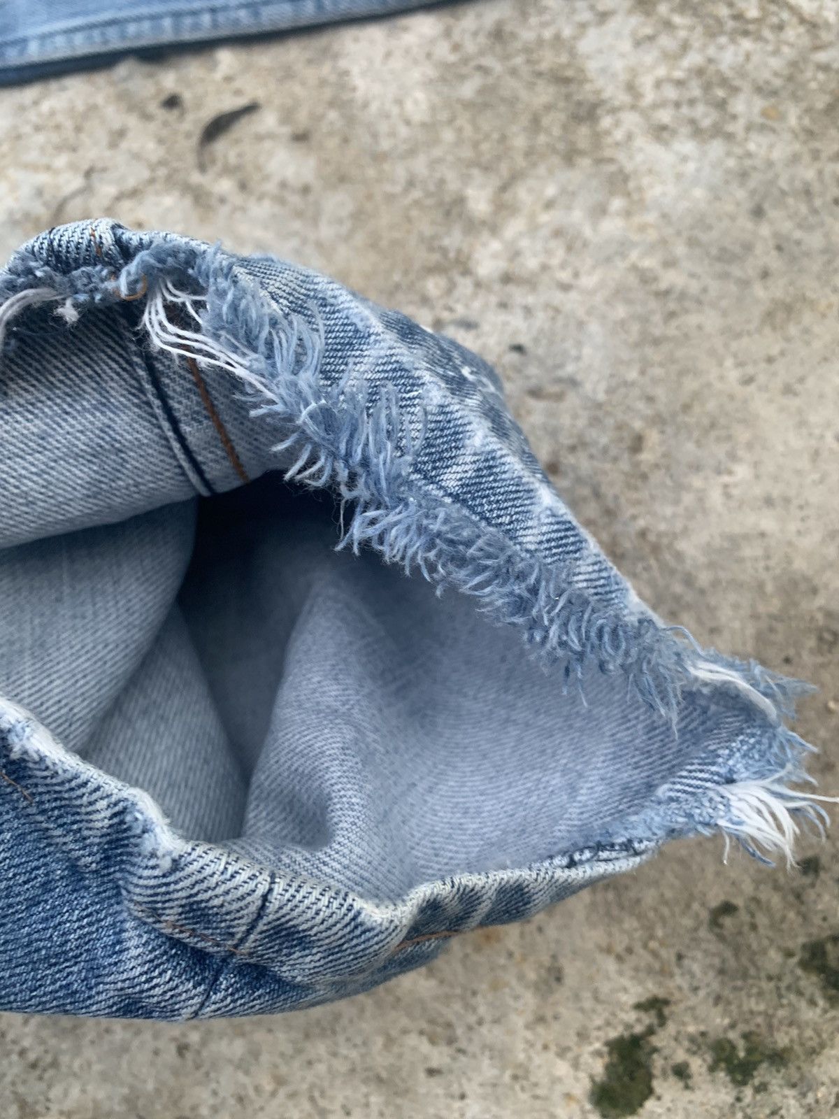 A.P.C. × Japanese Brand × Vintage VINTAGE A.P.C JEANS SALVADGE SPLASH PAINT AND DISTRESSED Size 24" / US 00 / IT 34 - 7 Thumbnail