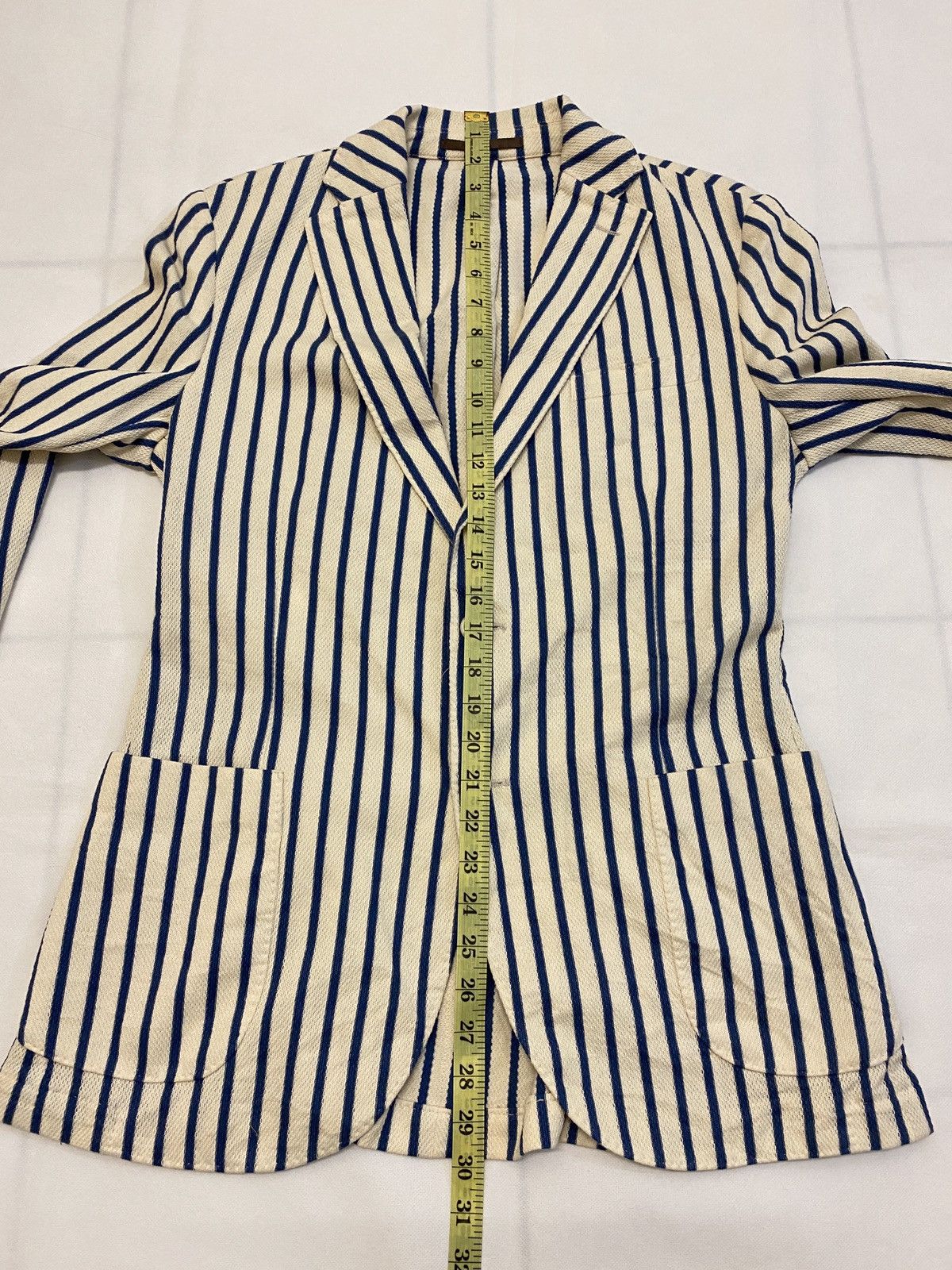 Eleventy 🔥🔥💰💰Eleventy Beige pinstripe blazer Size 50R - 20 Thumbnail