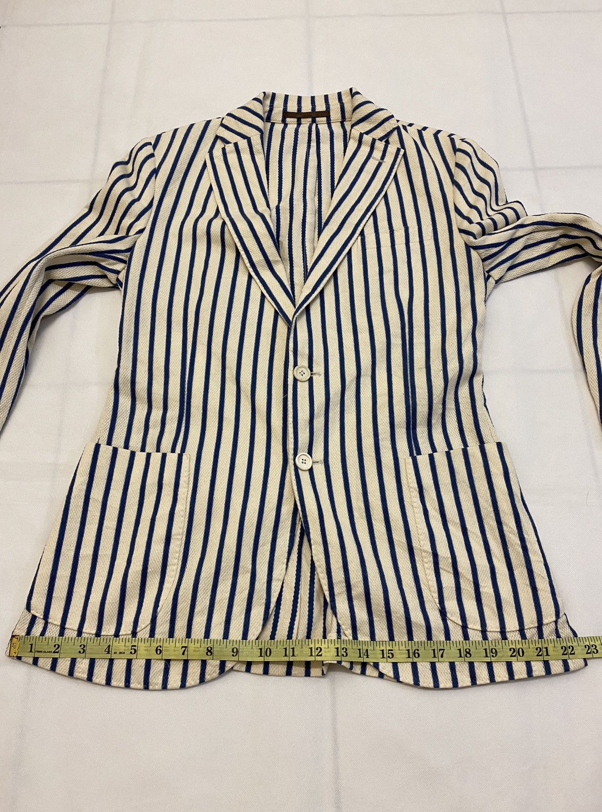 Eleventy 🔥🔥💰💰Eleventy Beige pinstripe blazer Size 50R - 17 Thumbnail