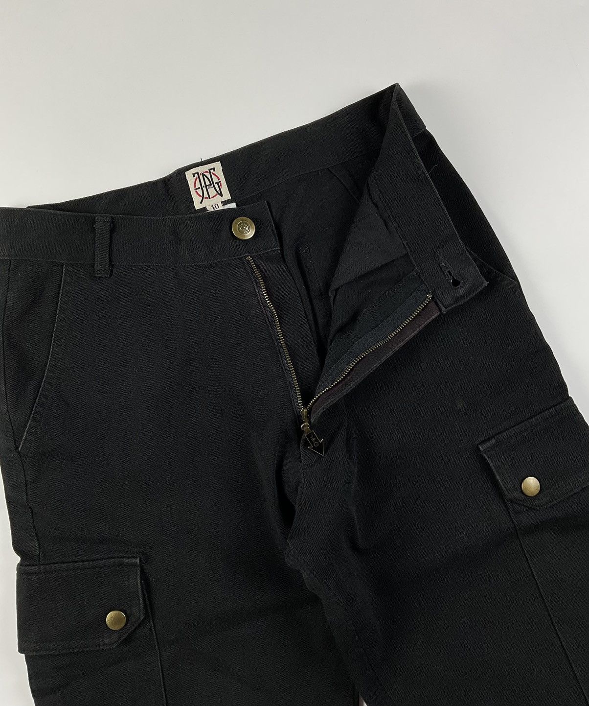 Jean Paul Gaultier Jean Paul Gaultier Cropped Cargo Size US 28 / EU 44 - 7 Thumbnail