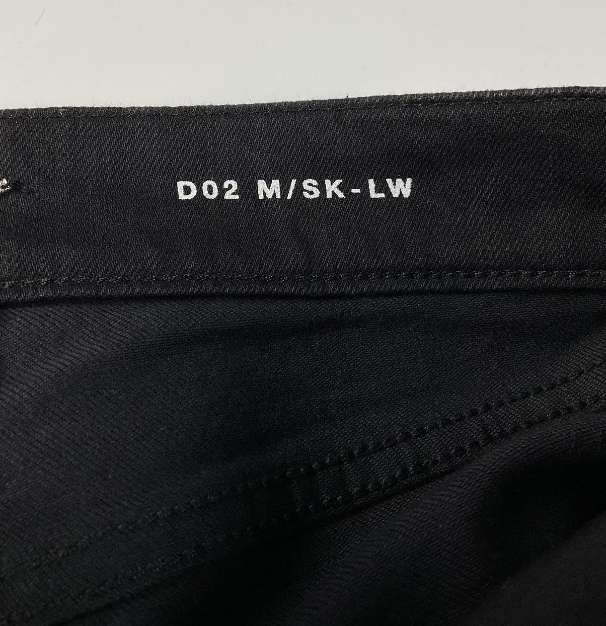 Saint Laurent Paris Saint Laurent Cropped Denim Size US 27 - 9 Thumbnail