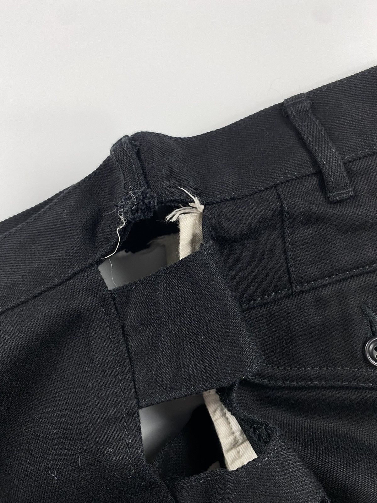 Comme des Garcons Homme Plus Comme des Garcons Homme Plus S/S’11 Cropped Pants Size US 28 / EU 44 - 11 Thumbnail