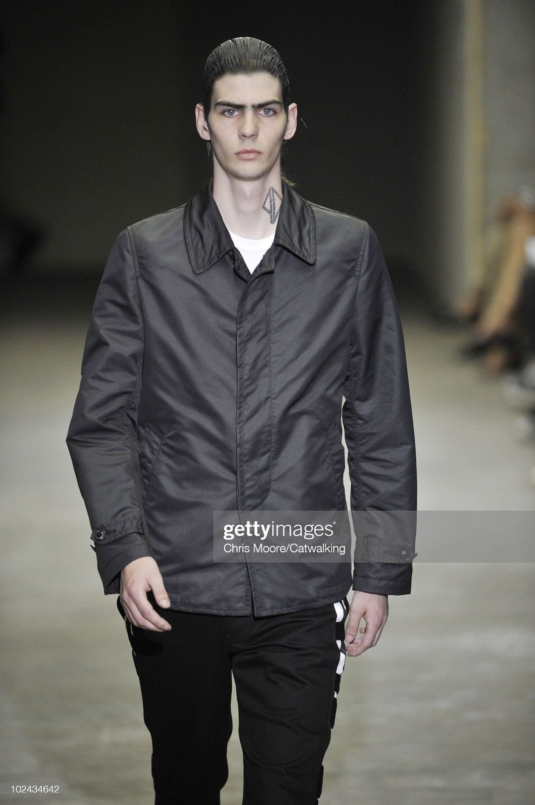 Comme des Garcons Homme Plus Comme des Garcons Homme Plus S/S’11 Cropped Pants Size US 28 / EU 44 - 16 Thumbnail