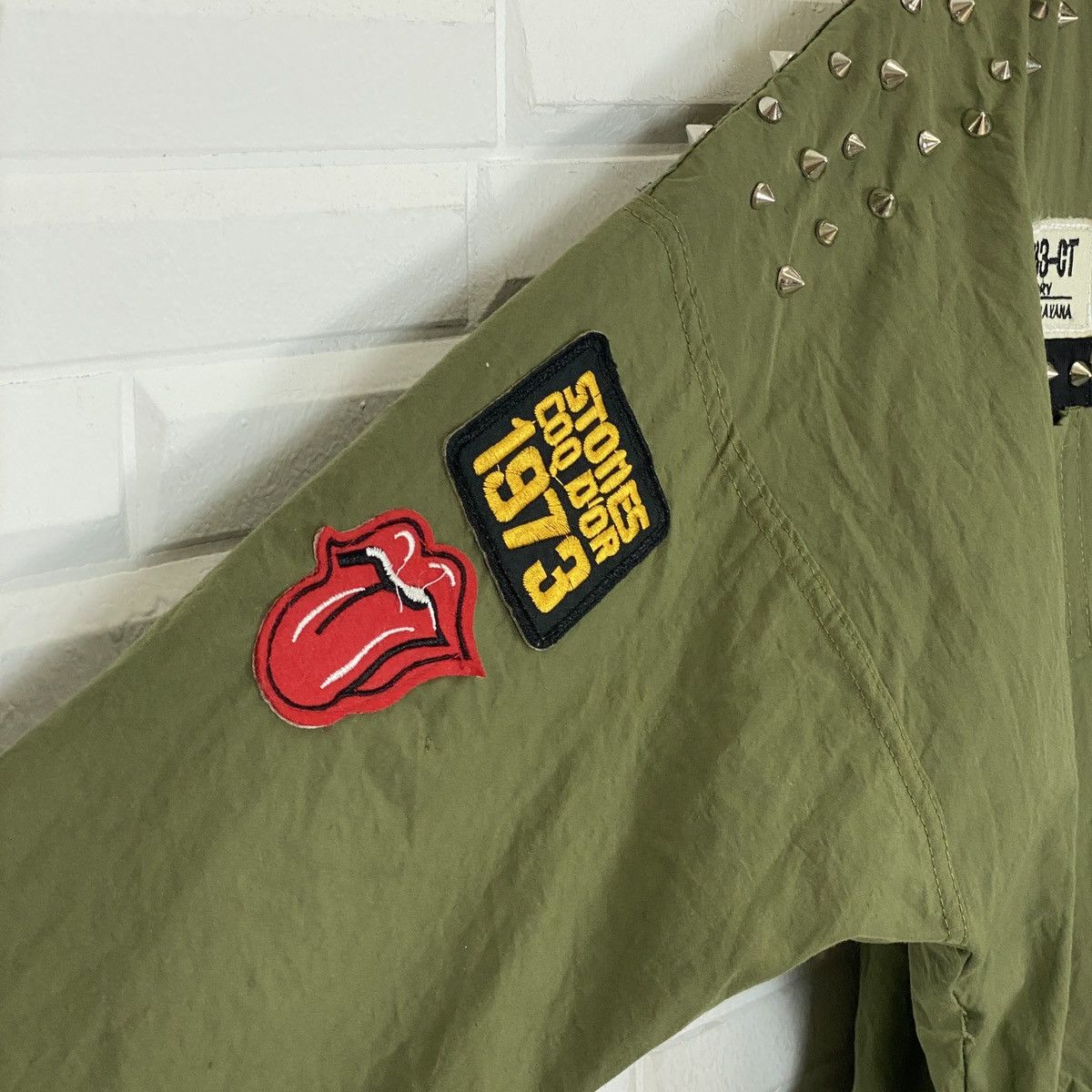 Band Tees 🔥LAST PRICE🔥 Rolling Stones Spike Shoulder Fishtail Jacket Size US M / EU 48-50 / 2 - 10 Thumbnail
