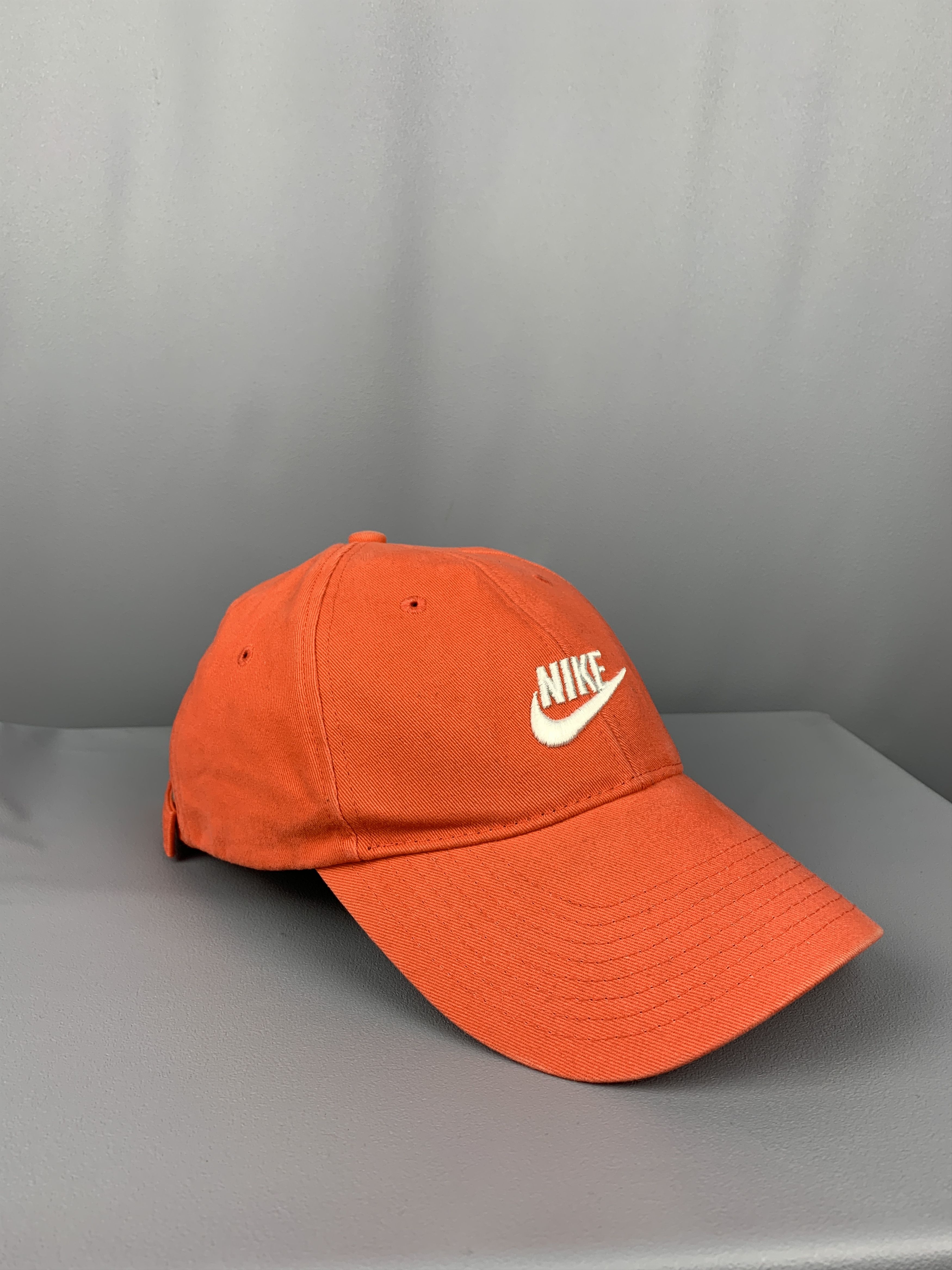 Coral nike hat best sale