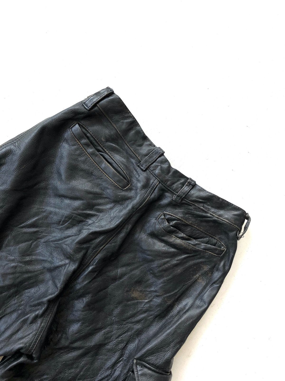Genuine Leather × Johnbull ❌LAST DROP❌90s John Bull Lille Cowhide Leather Cargo Shorts Size US 28 / EU 44 - 5 Thumbnail
