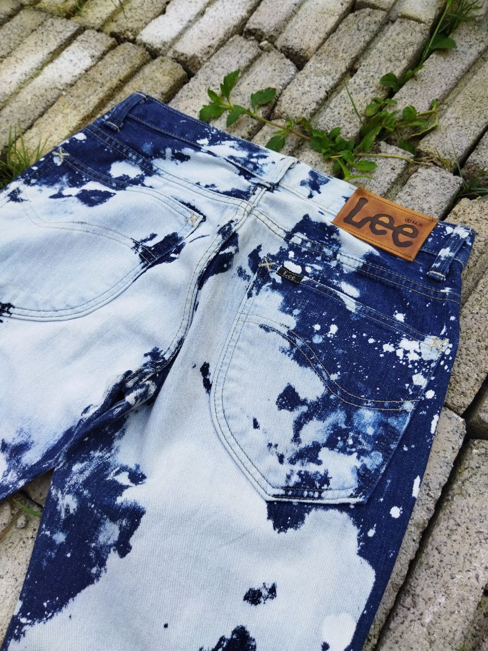 Lee Vintage Lee Bleach Distressed Jeans - Size 28 Size US 28 / EU 44 - 7 Thumbnail