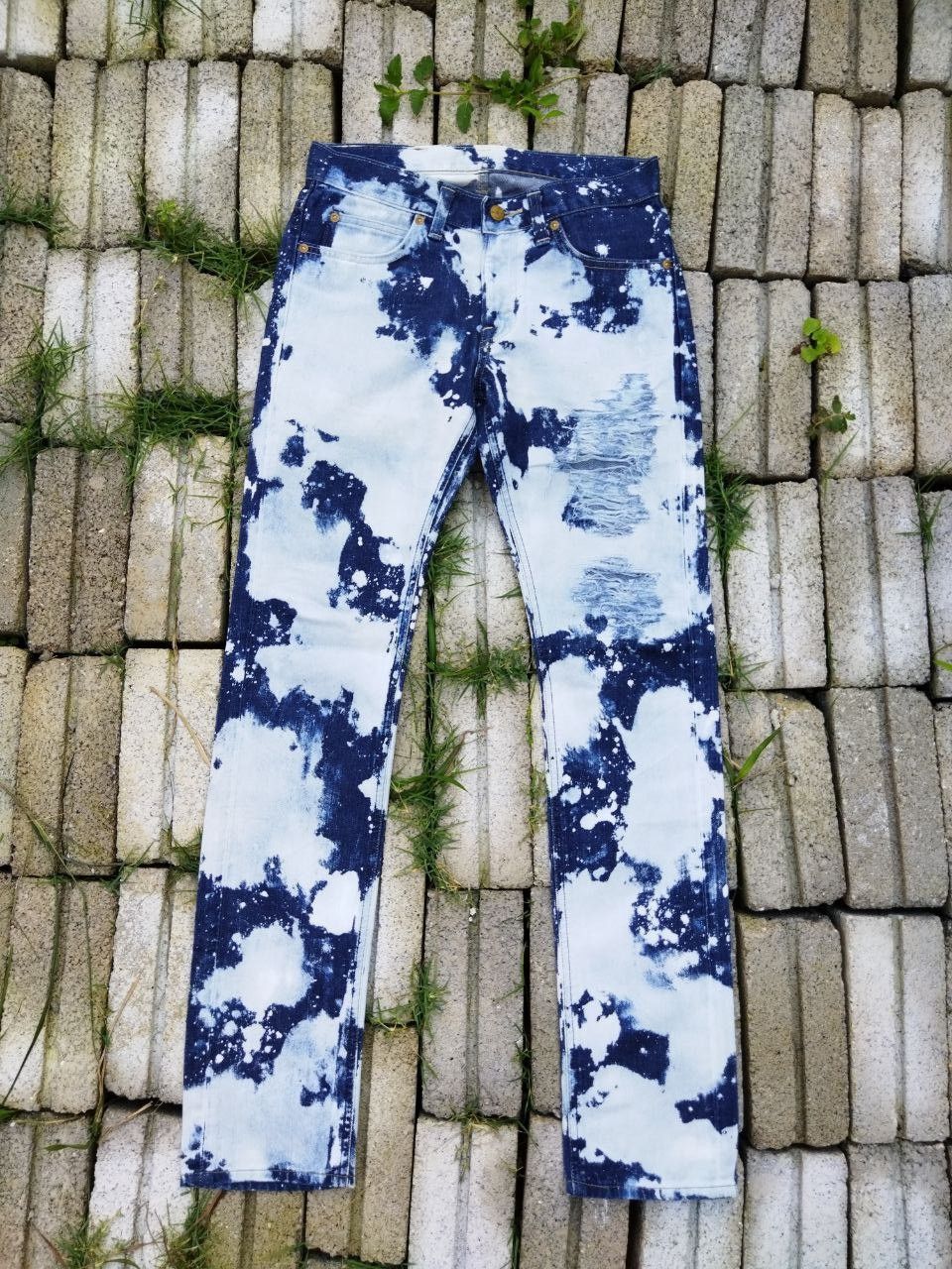 Lee Vintage Lee Bleach Distressed Jeans - Size 28 Size US 28 / EU 44 - 1 Thumbnail