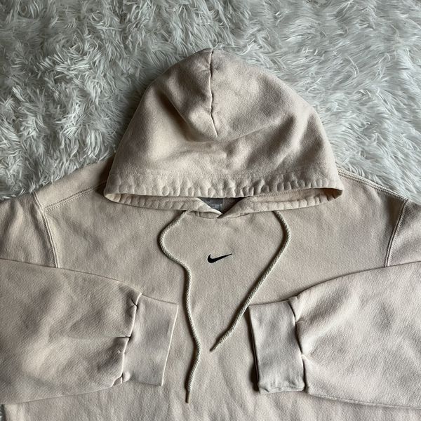 Nike cream swoosh online sweatshirt