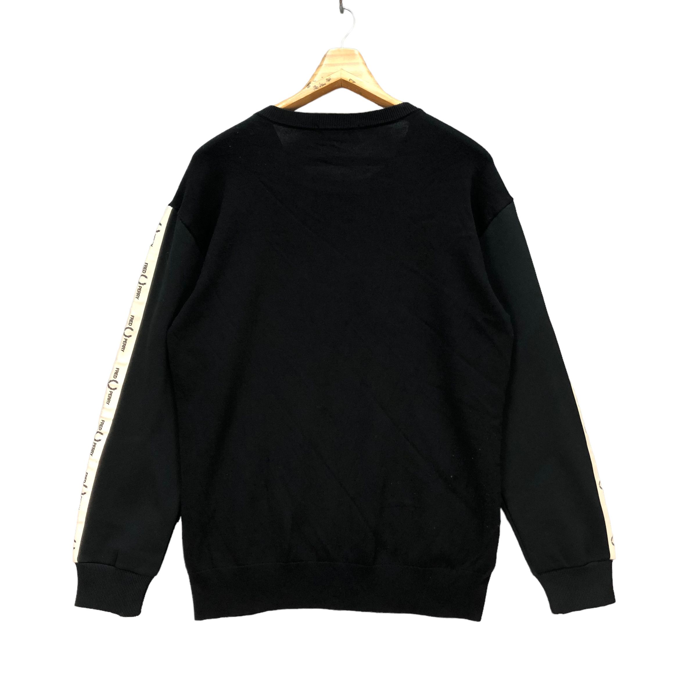 Fred Perry FRED PERRY SIDE TAPE LOGO TARTAN SWEATSHIRTS #7139-112 Size US S / EU 44-46 / 1 - 12 Thumbnail