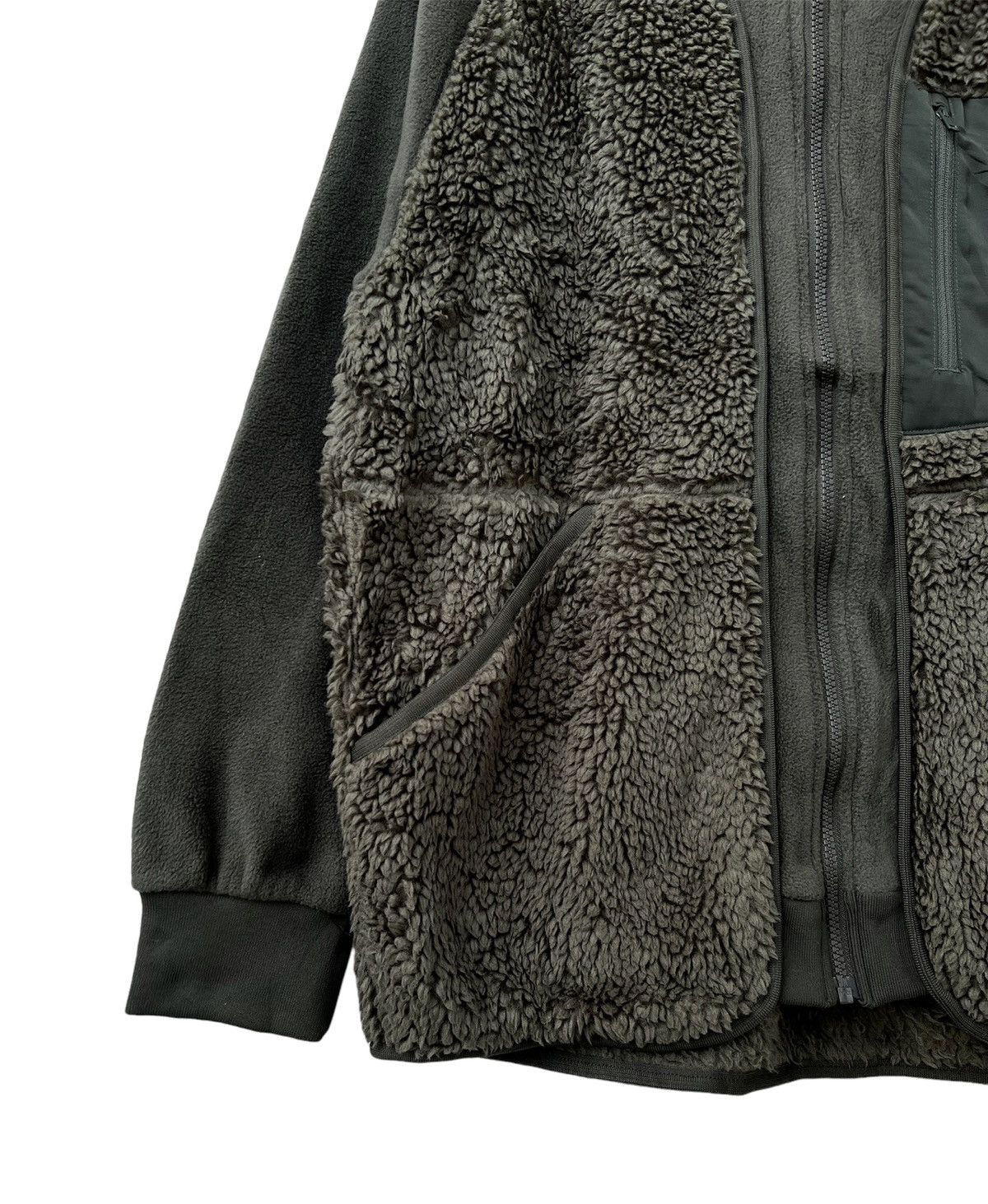 Uniqlo × White Mountaineering Uniqlo x White Mountaineering Fleece Jacket Size US L / EU 52-54 / 3 - 2 Thumbnail