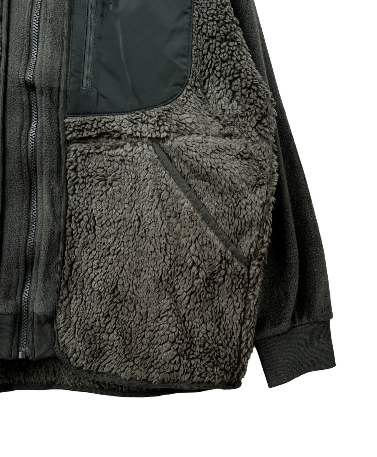 Uniqlo × White Mountaineering Uniqlo x White Mountaineering Fleece Jacket Size US L / EU 52-54 / 3 - 3 Thumbnail