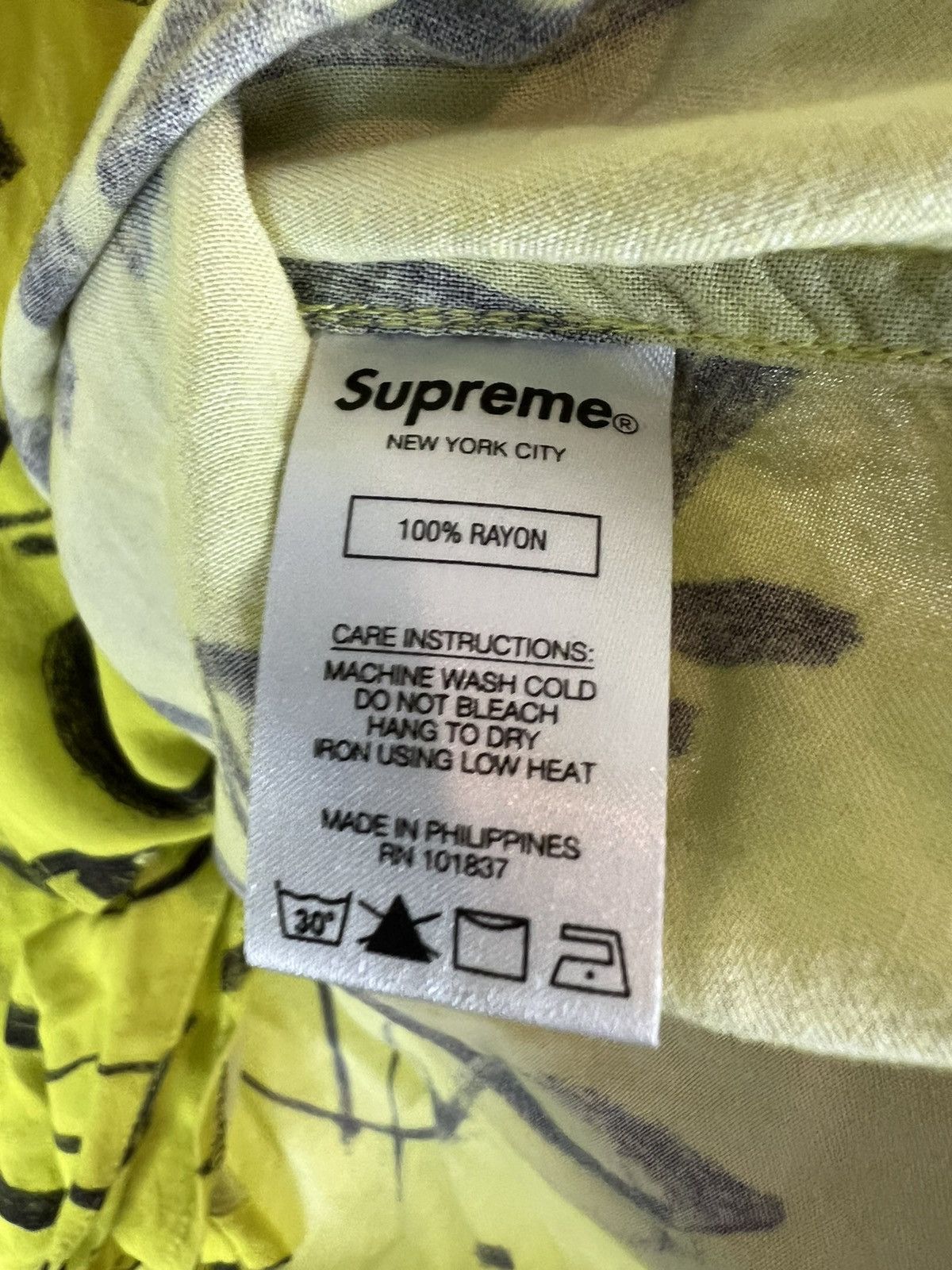 Supreme Supreme Black Ark Rayon S/S Shirt Fluorescent Yellow Size US S / EU 44-46 / 1 - 4 Thumbnail