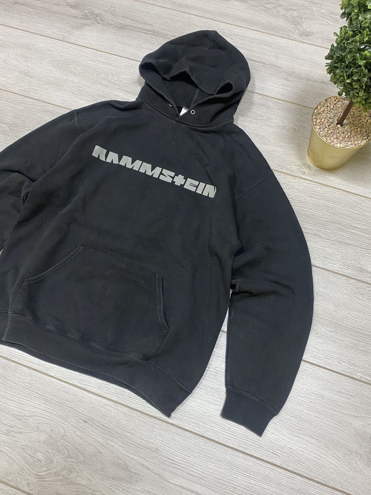 Band Tees × Vintage Rammstein 00s flame big logo sun faded hoodie spellout Size US M / EU 48-50 / 2 - 3 Thumbnail