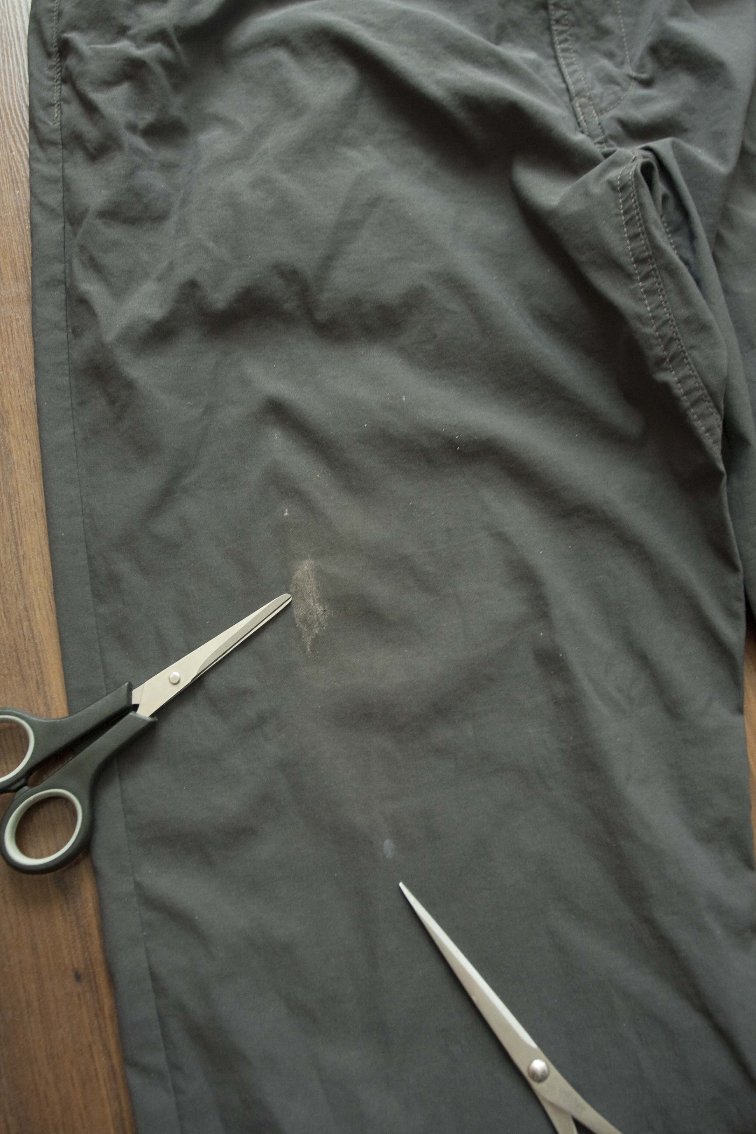 The North Face The North Face Pants Gray Size 34x29 w/ STAINS Size US 34 / EU 50 - 3 Thumbnail