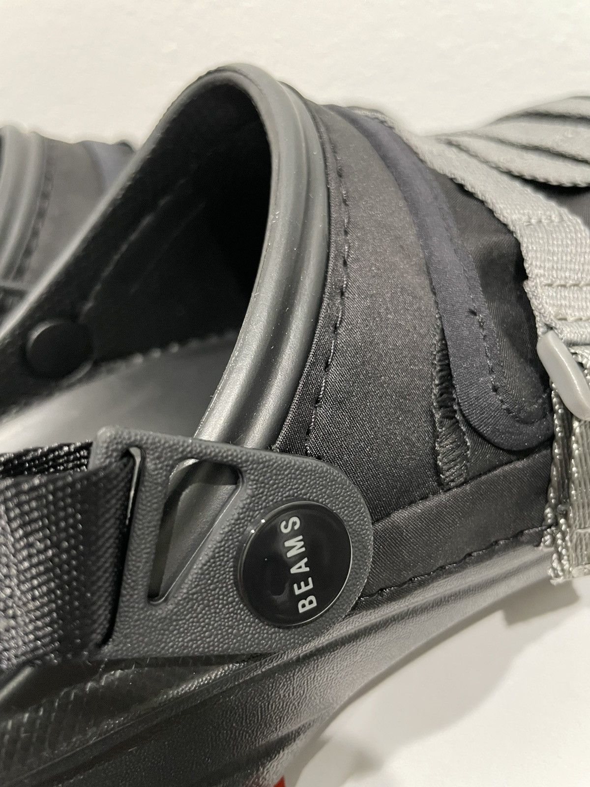 Beams Plus × Crocs BEAMS Japan x Crocs all terrain clog sz9 Size US 9 / EU 42 - 4 Thumbnail