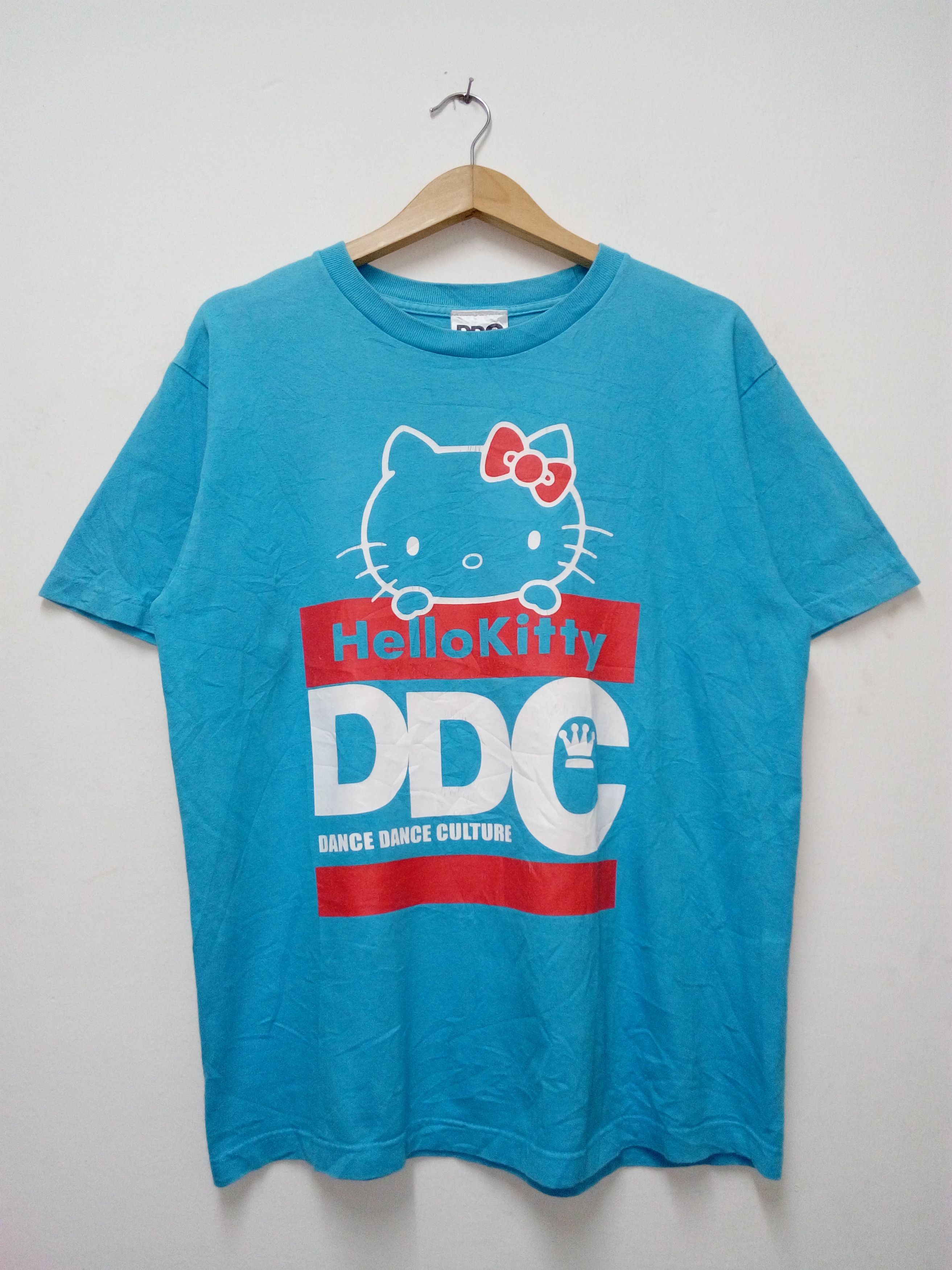 Japanese Brand VINTAGE HELLO KITTY T-SHIRT Size US L / EU 52-54 / 3 - 2 Thumbnail
