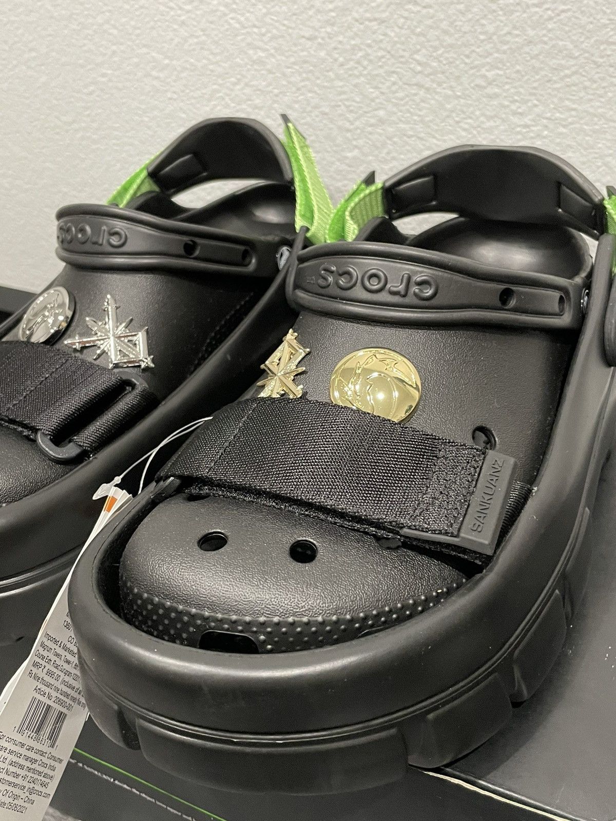 Crocs Sankuanz x Crocs black sz9 Size US 9 / EU 42 - 3 Thumbnail
