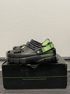 Louie v shop crocs