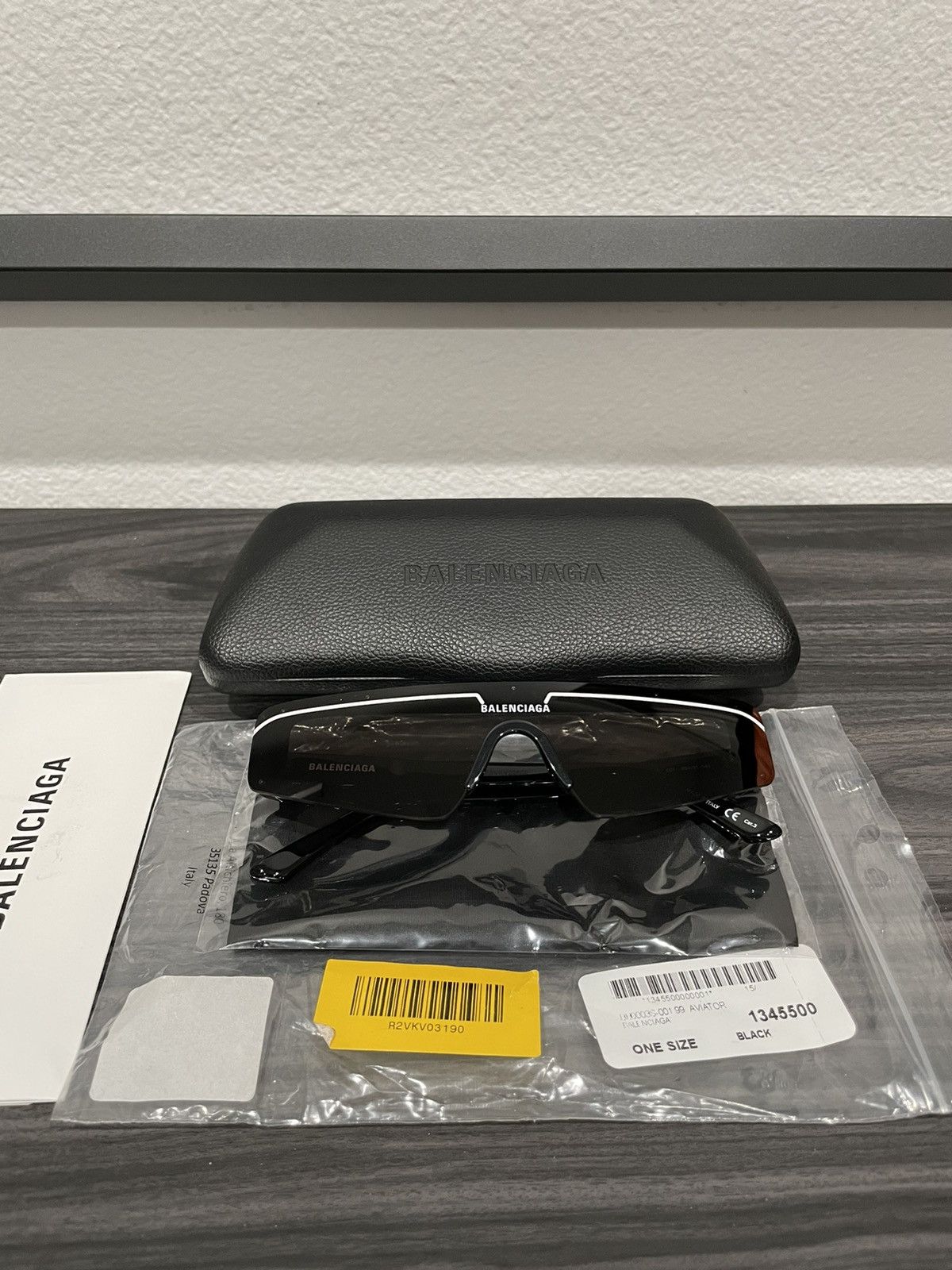 Balenciaga BALENCIAGA Ski Rectangle Sunglasses BB0003S black Size ONE SIZE - 3 Thumbnail