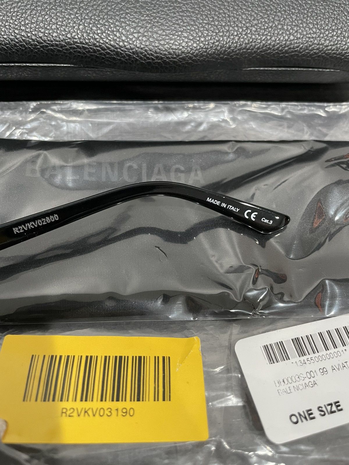 Balenciaga BALENCIAGA Ski Rectangle Sunglasses BB0003S black Size ONE SIZE - 5 Thumbnail