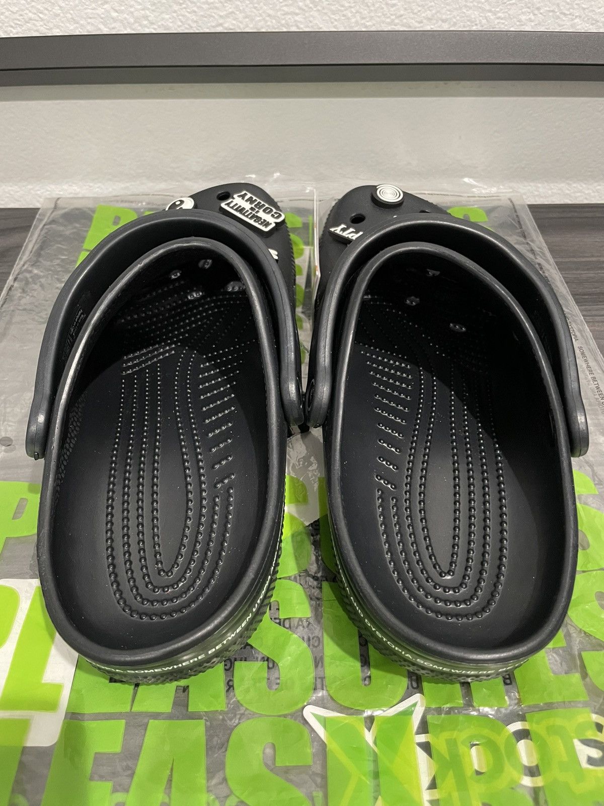 Crocs CROCS X PLEASURES Utopia Dystopia 2019 Size US 9 / EU 42 - 6 Thumbnail
