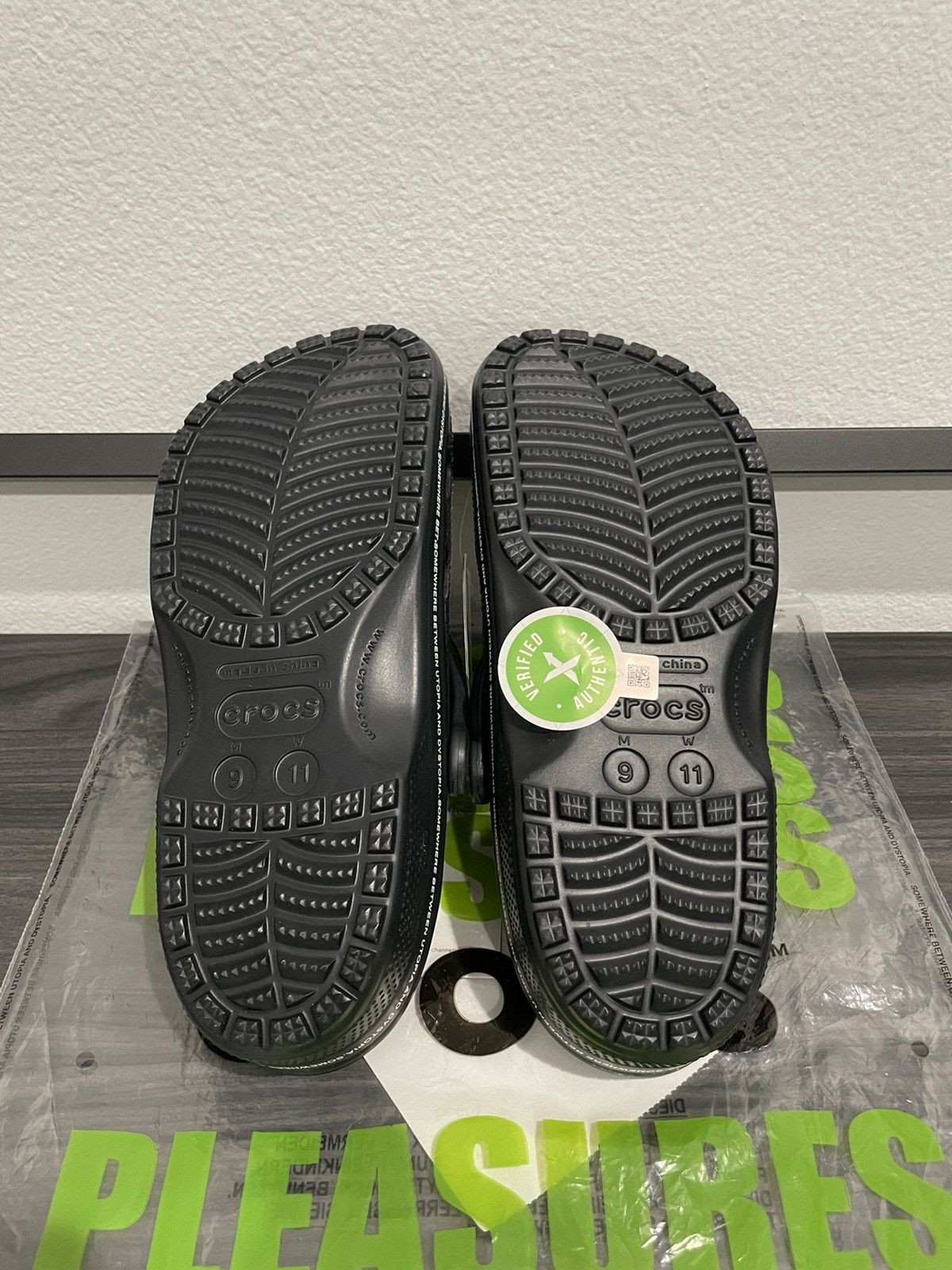 Crocs CROCS X PLEASURES Utopia Dystopia 2019 Size US 9 / EU 42 - 7 Thumbnail