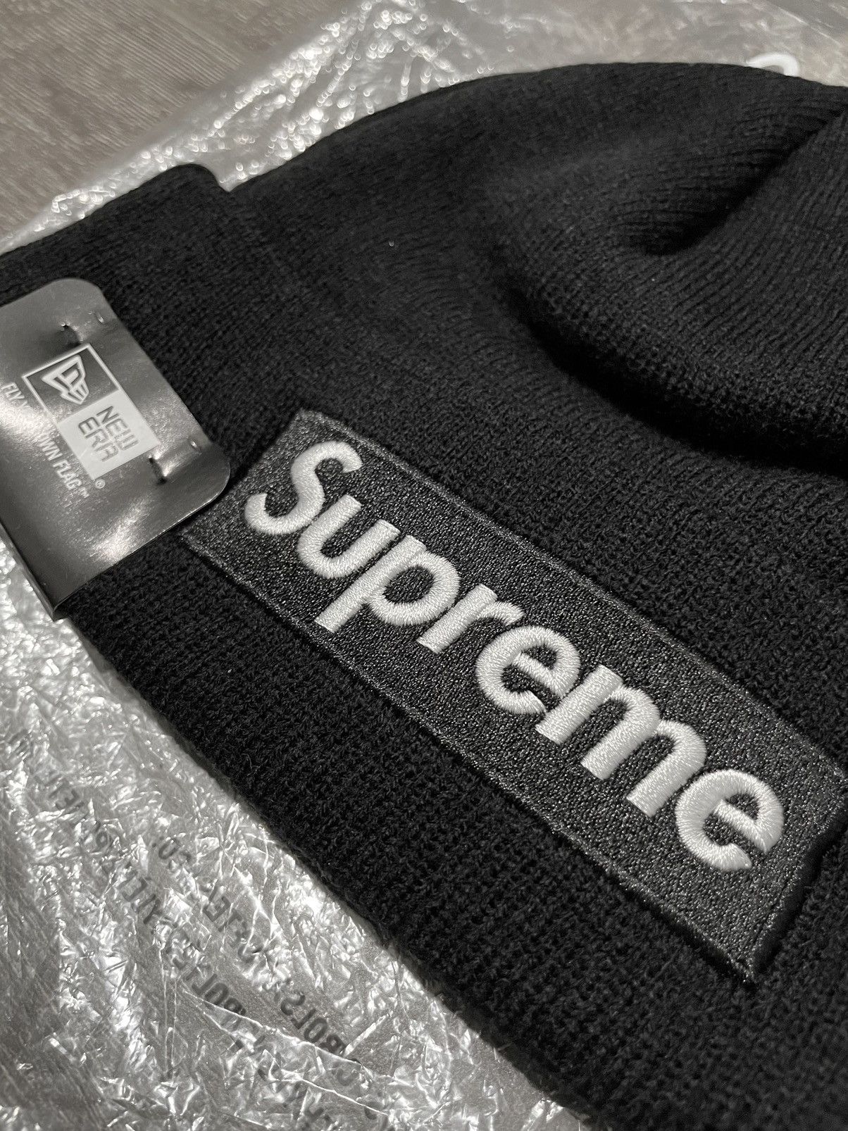 Supreme OG Supreme FW15 New Era Box Logo Beanie Cap Size ONE SIZE - 3 Thumbnail