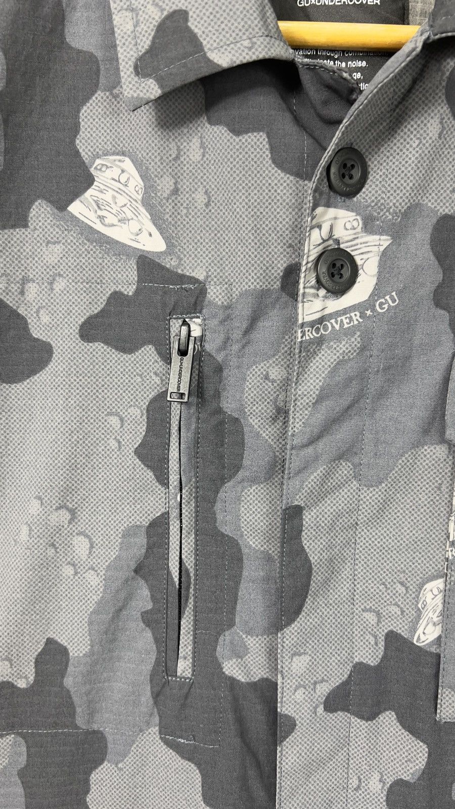 Undercover Undercover x Gu Size US S / EU 44-46 / 1 - 14 Thumbnail