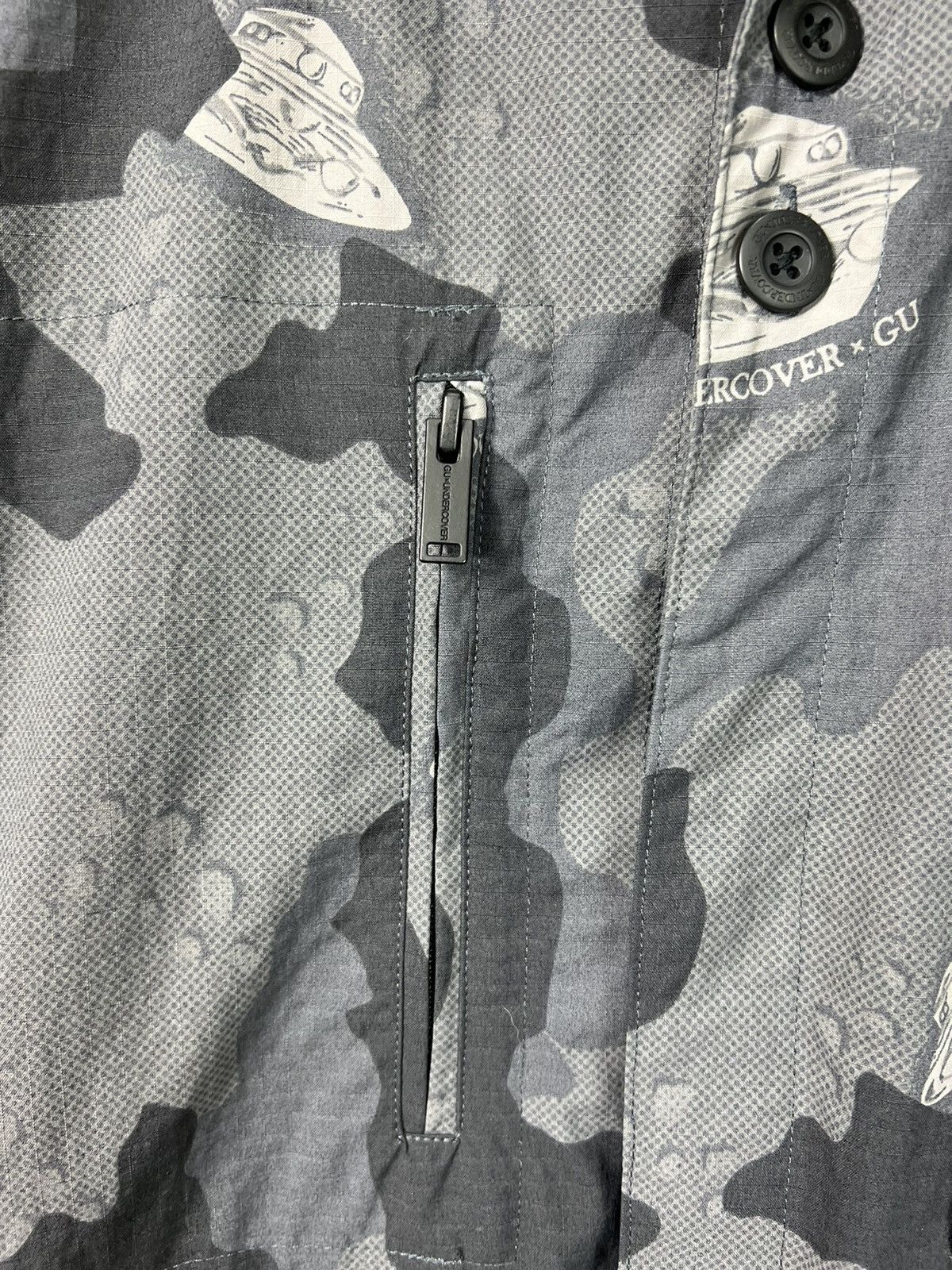 Undercover Undercover x Gu Size US S / EU 44-46 / 1 - 19 Thumbnail